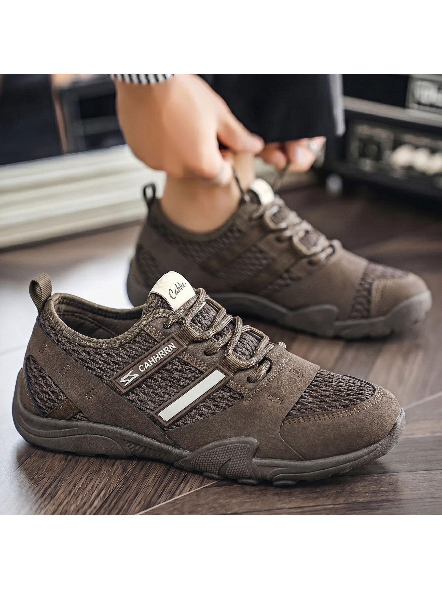 Mens Brown Textured Lace Up Sneakers