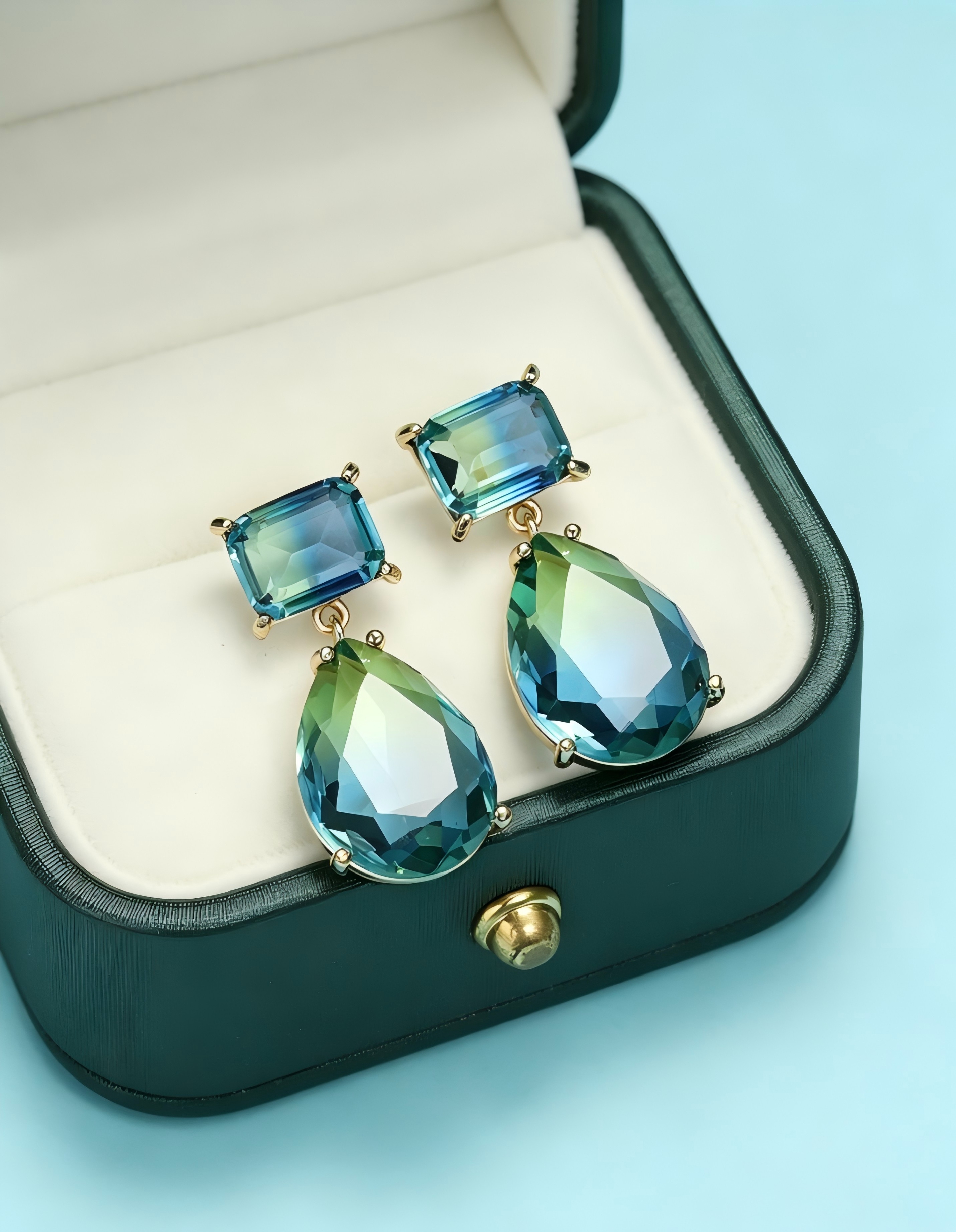 Ocean Blue Gradient Rhinestone Pendant Necklace and Earrings Set