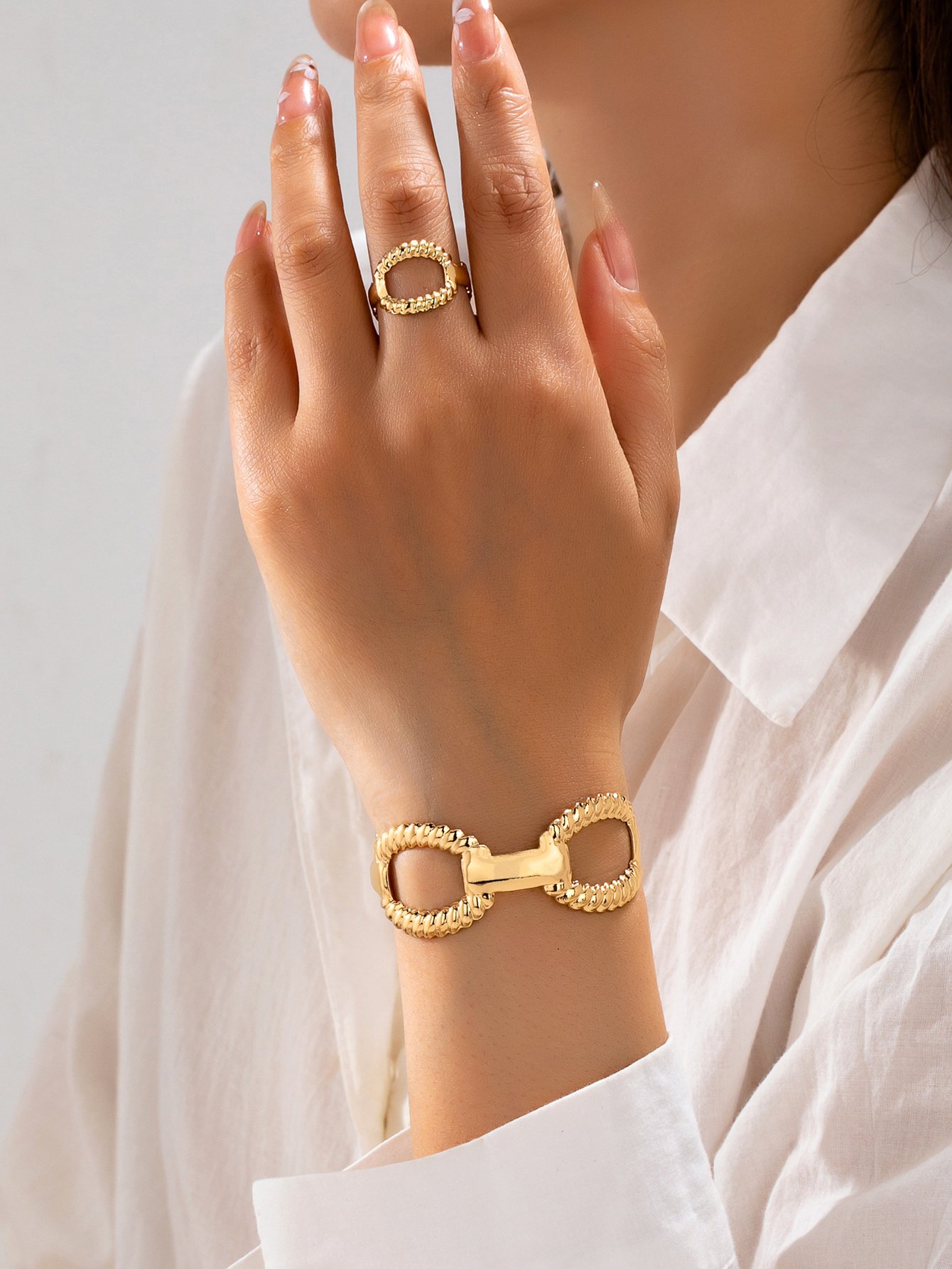 Gold Tone Twist Oval Hollow Bracelet and Ring Set