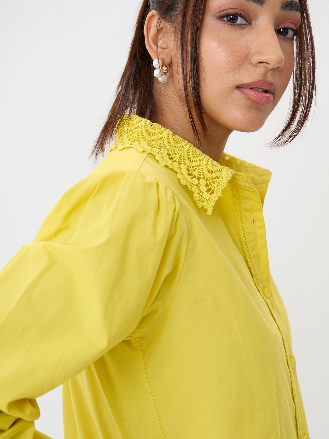 Chic Green Poplin Long Sleeve Shirt with Lace Collar