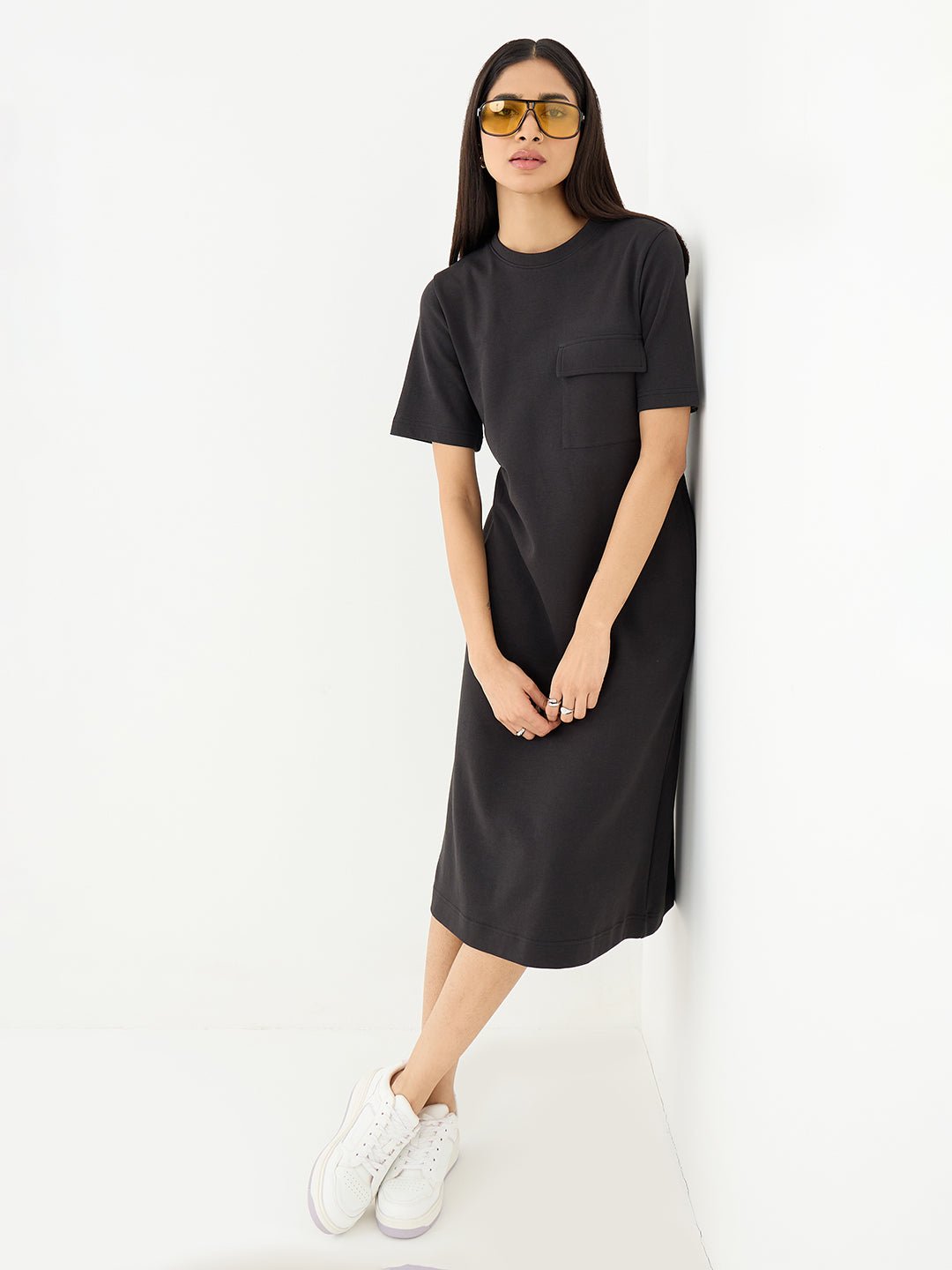 Black Short Sleeve Midi A-Line Dress