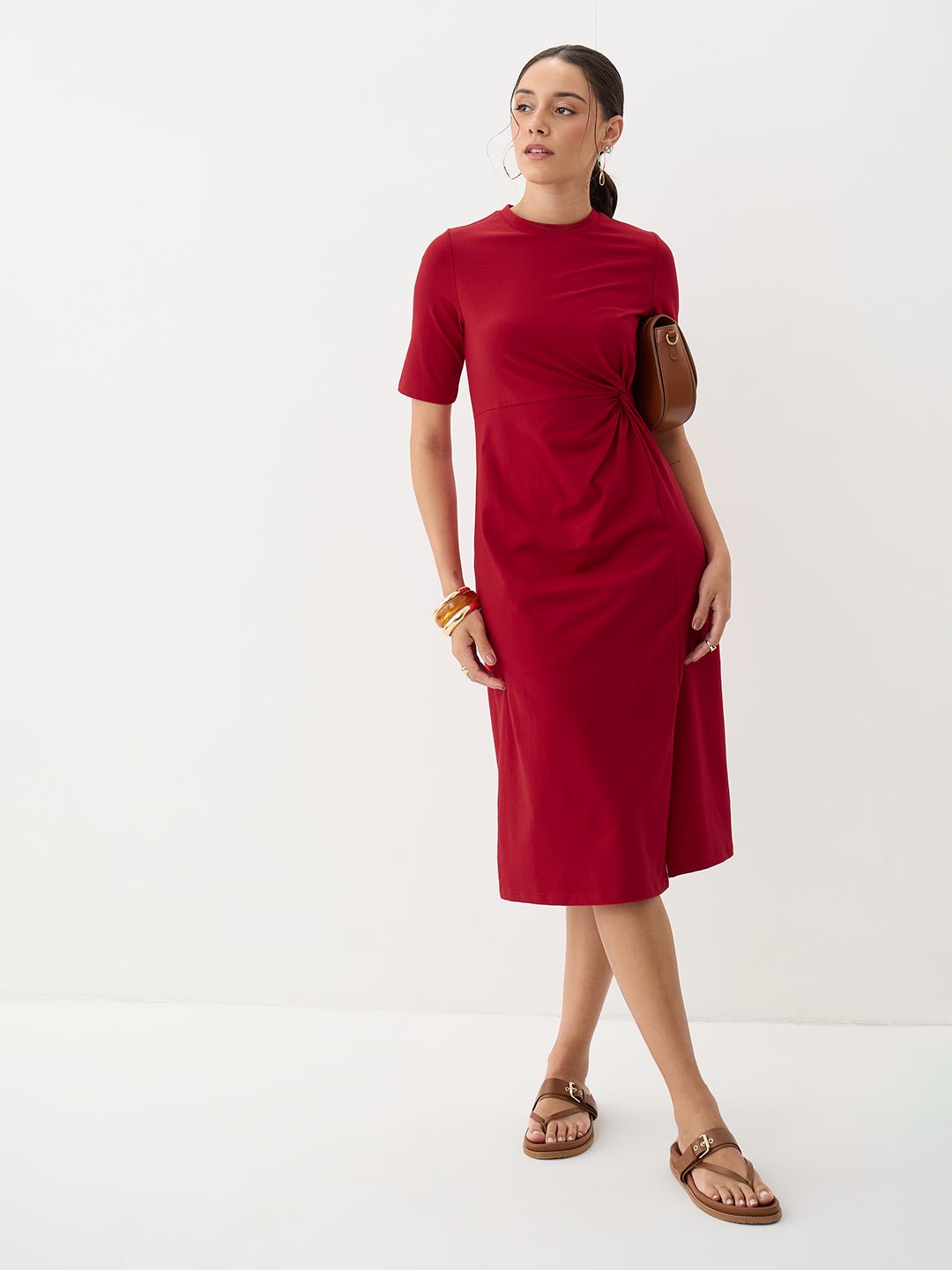 Red A-Line Midi Dress with Short Sleeves - Effortless Daytime Style