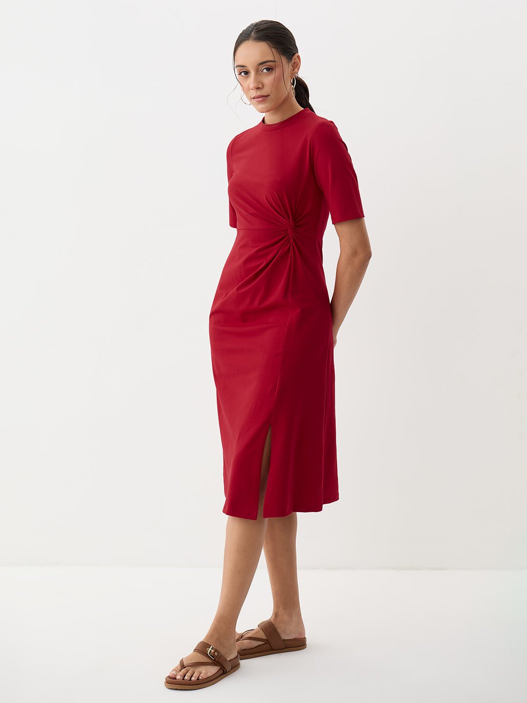 Red A-Line Midi Dress with Short Sleeves - Effortless Daytime Style