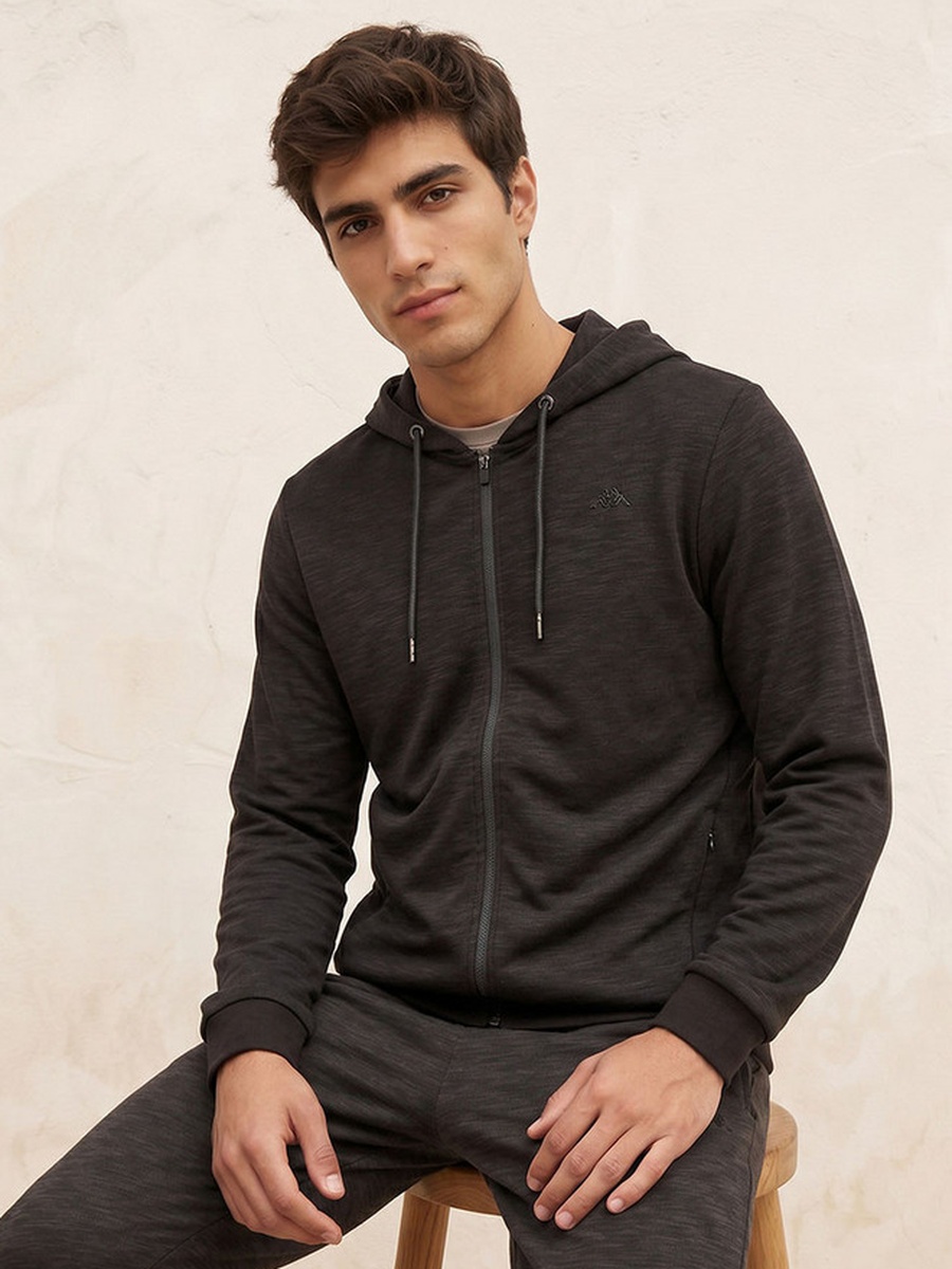 Non-Stretchable Hoodie