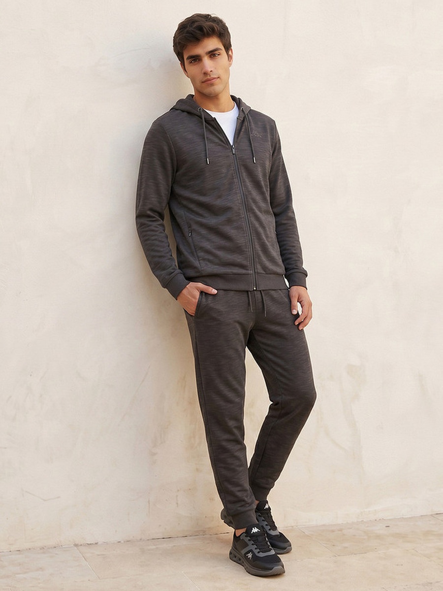 Non-Stretchable Hoodie