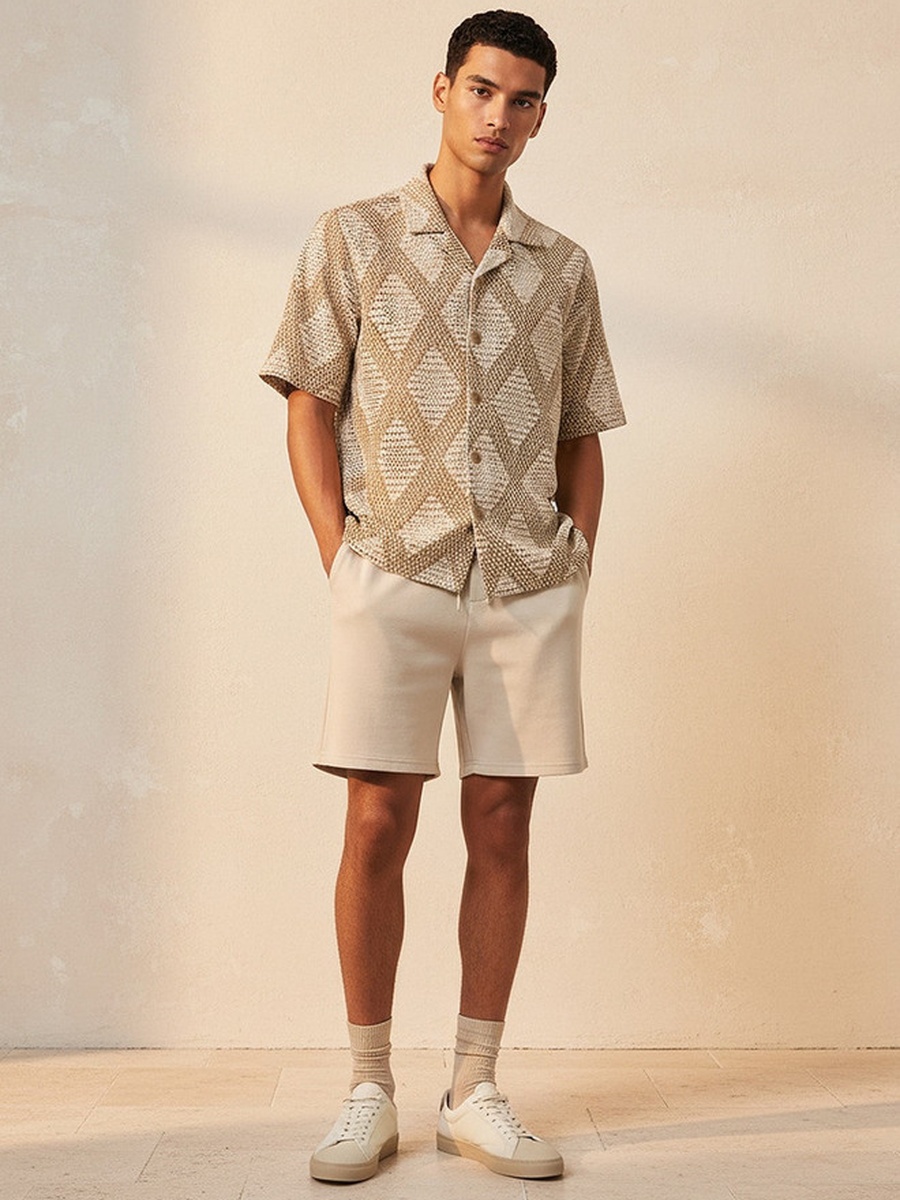 Regular Fit Collared Mesh Textured Short Sleeves Shirt