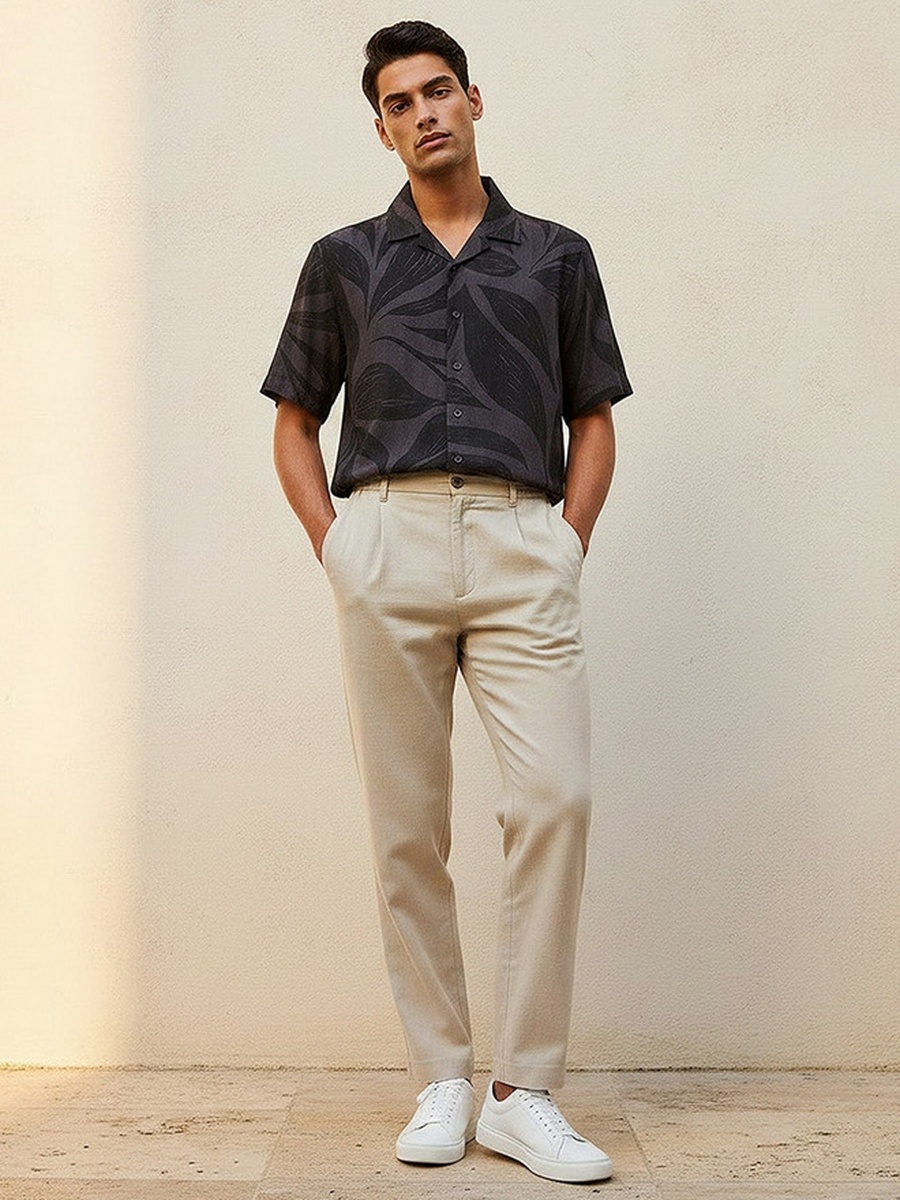 Regular Fit Collared Printed Short Sleeves Resort Shirt