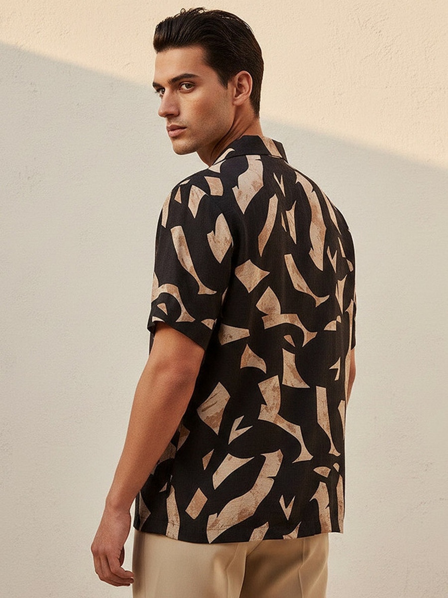 Regular Fit Collared Printed Short Sleeves Resort Shirt