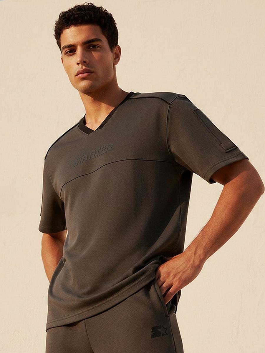 Regular Fit V-Neck Panelled T-Shirt