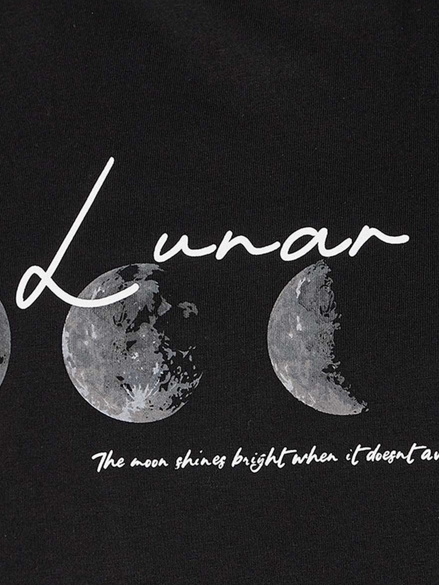 Slim Fit Crew Neck Short Sleeves Lunar Print T-Shirt
