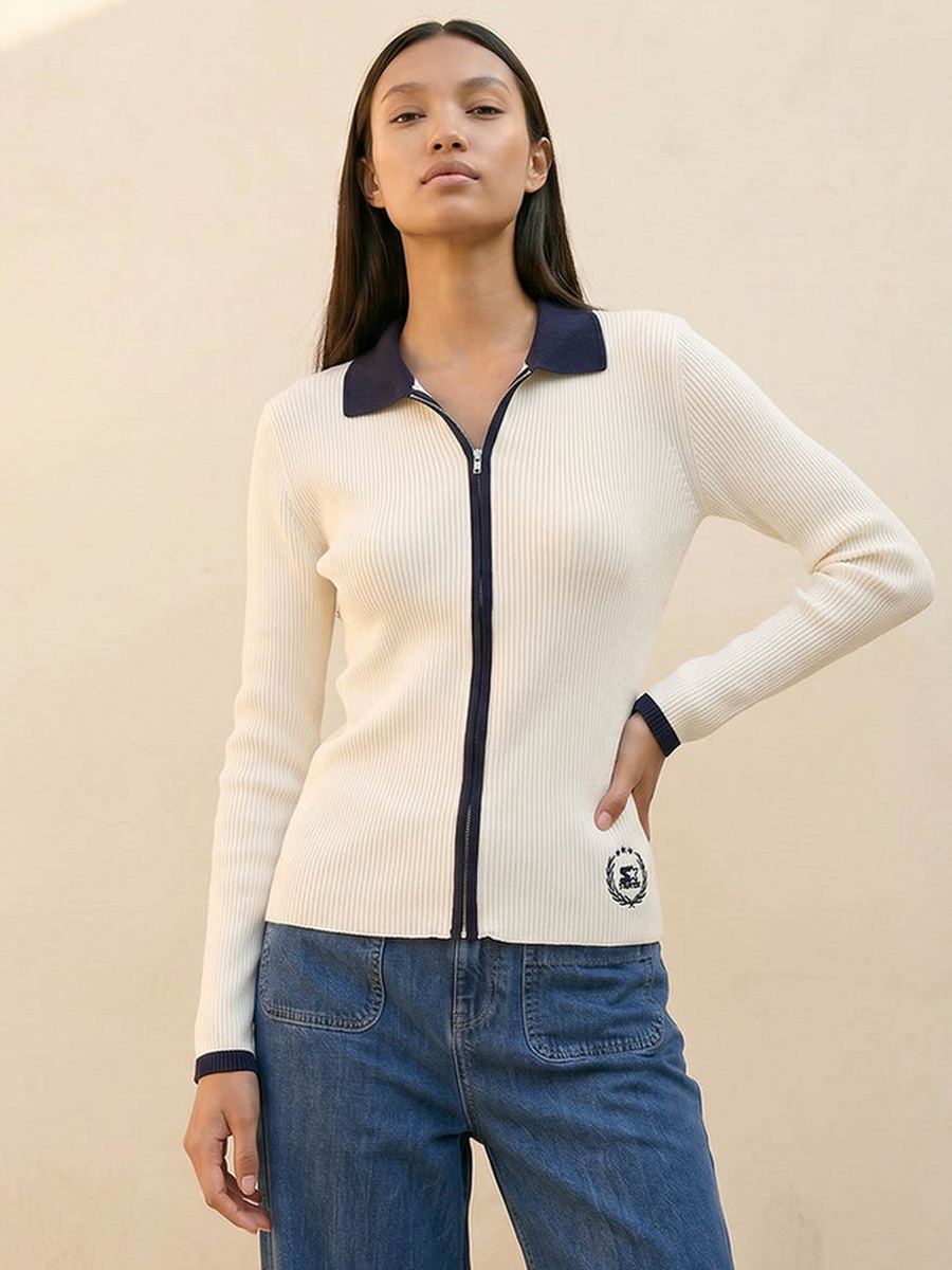 Top with Zip Closure