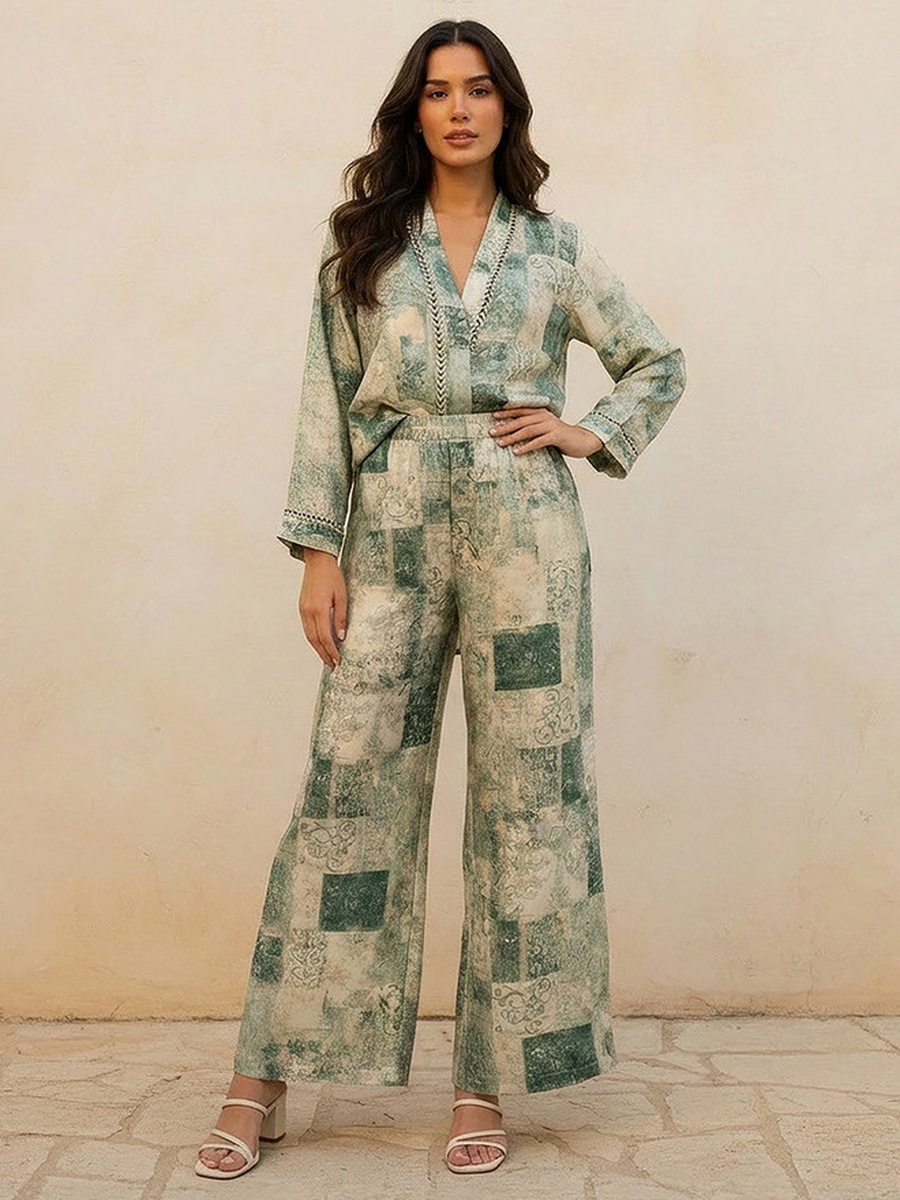 Wide Leg Printed Trousers