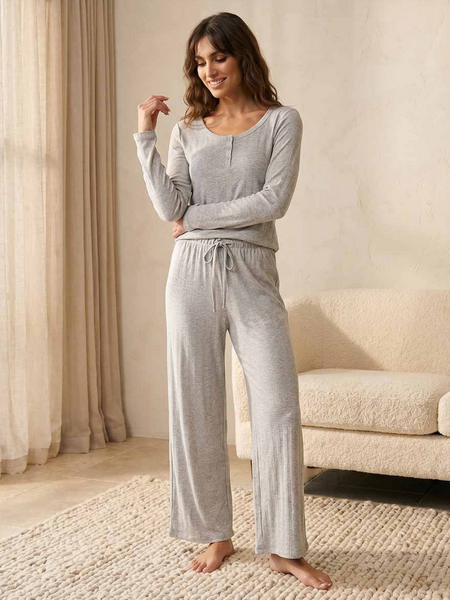 Pyjama Set with Top and Trousers