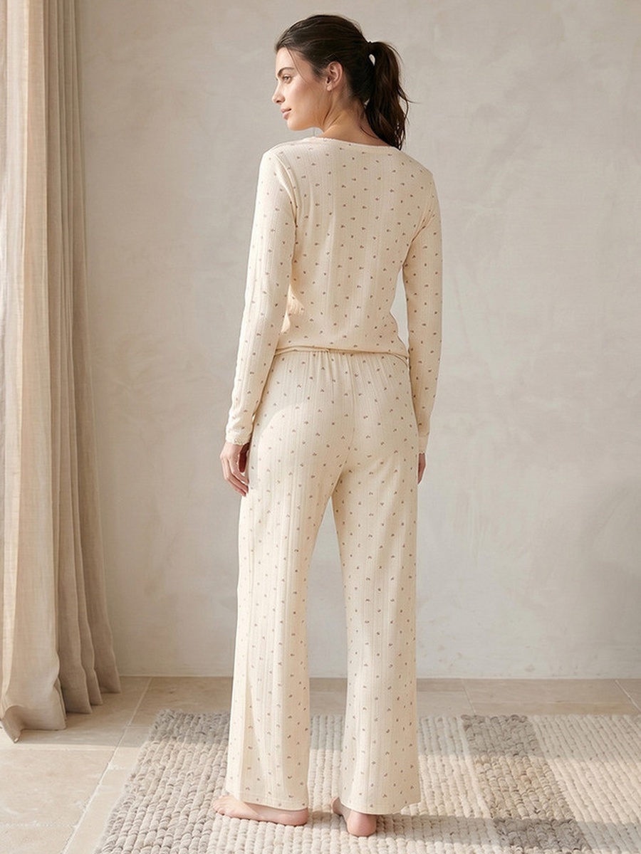 Pyjama Set with Top and Trousers