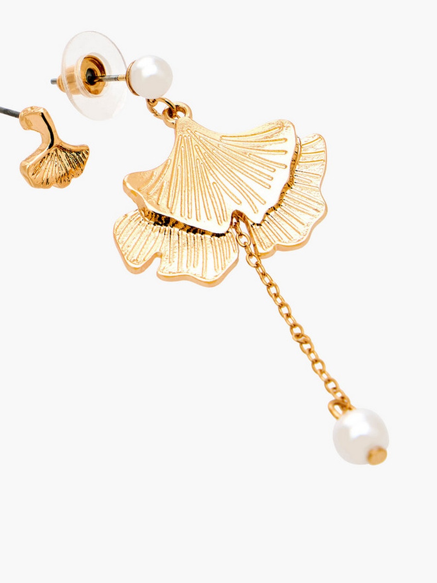 Pack of 9 Metallic Earrings with Pushback Closure