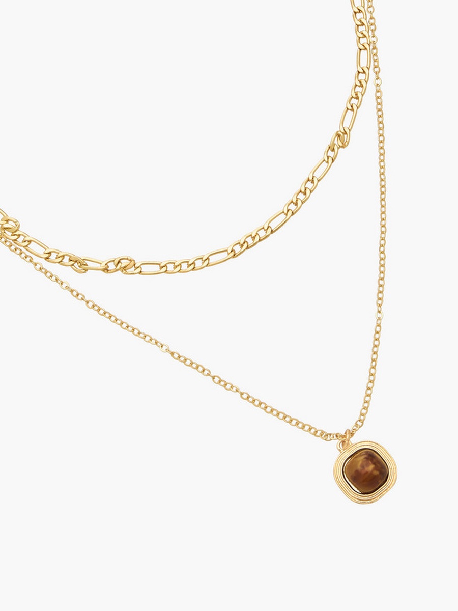 Gold Tone Pendant Necklace Layered