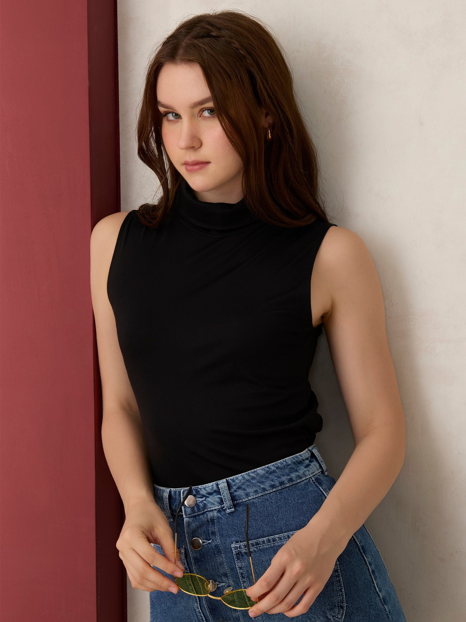 Black Sleeveless High Neck Tank Top