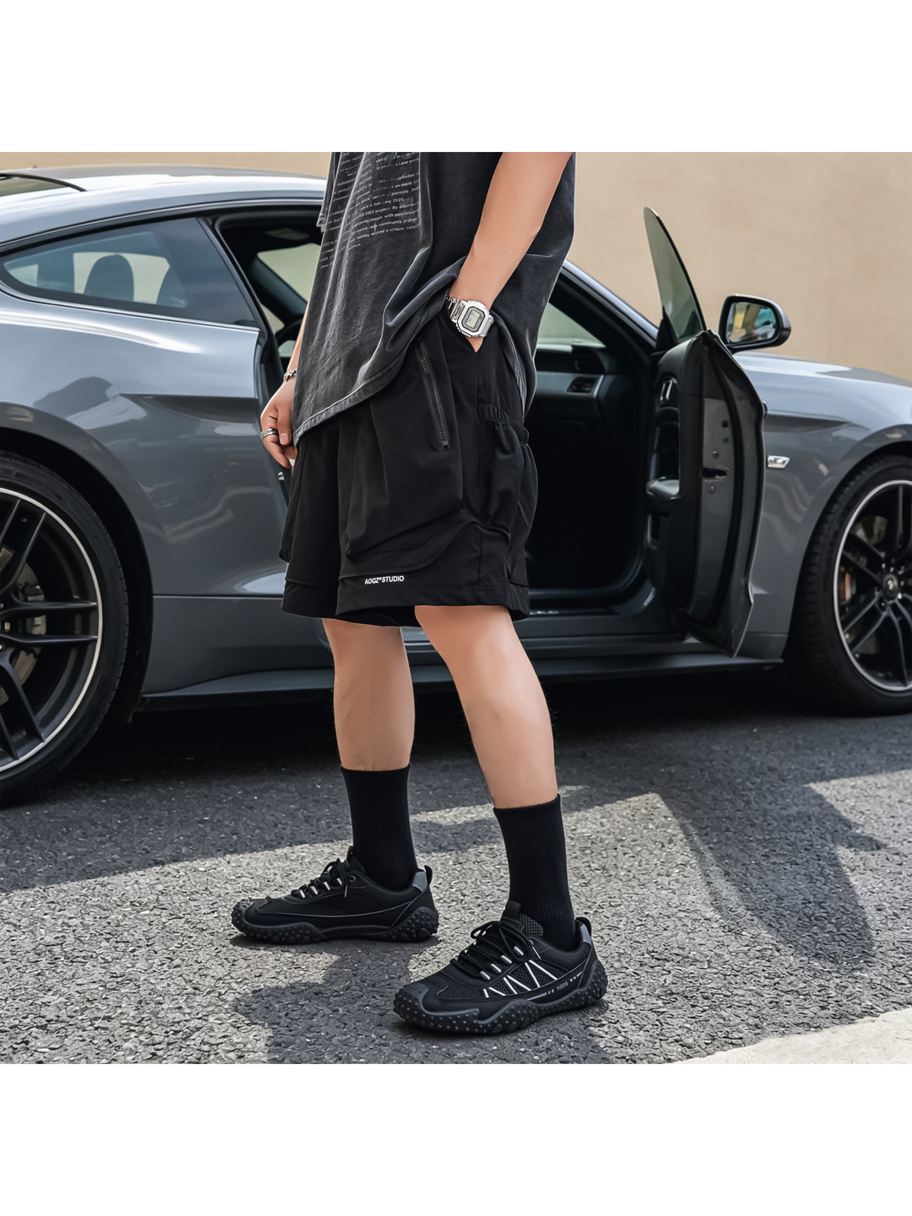Mesh Sports-Style Sneakers