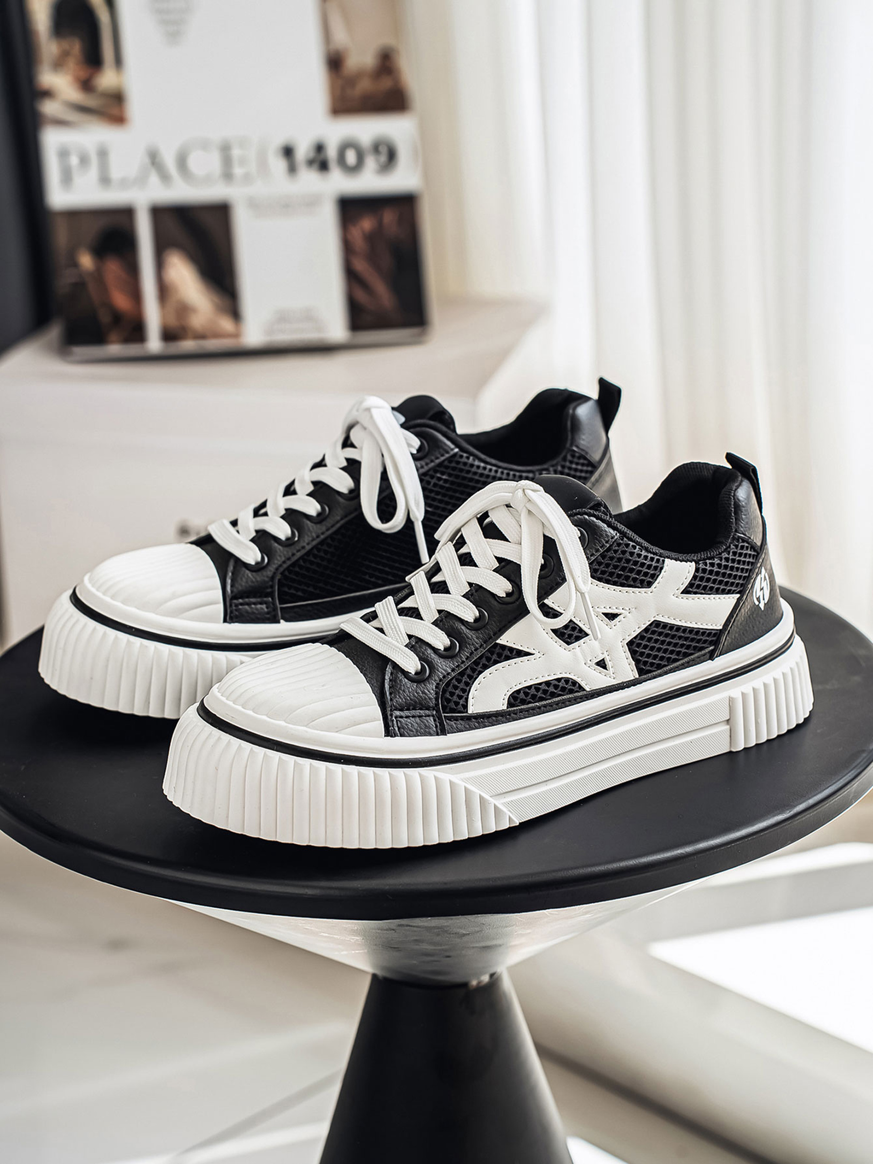Sporty Casual Sneakers