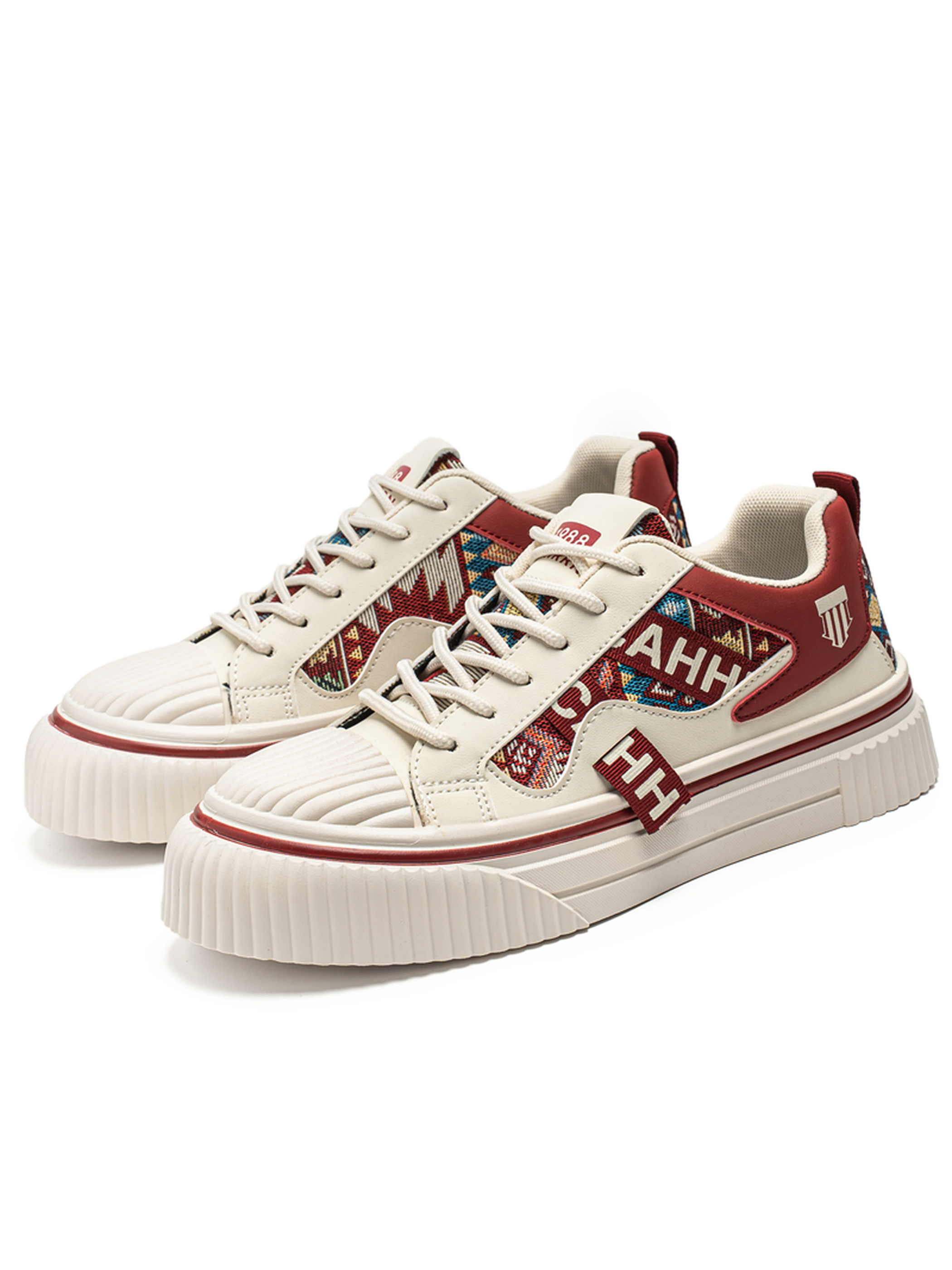 Casual Sneakers with Geometric Pattern