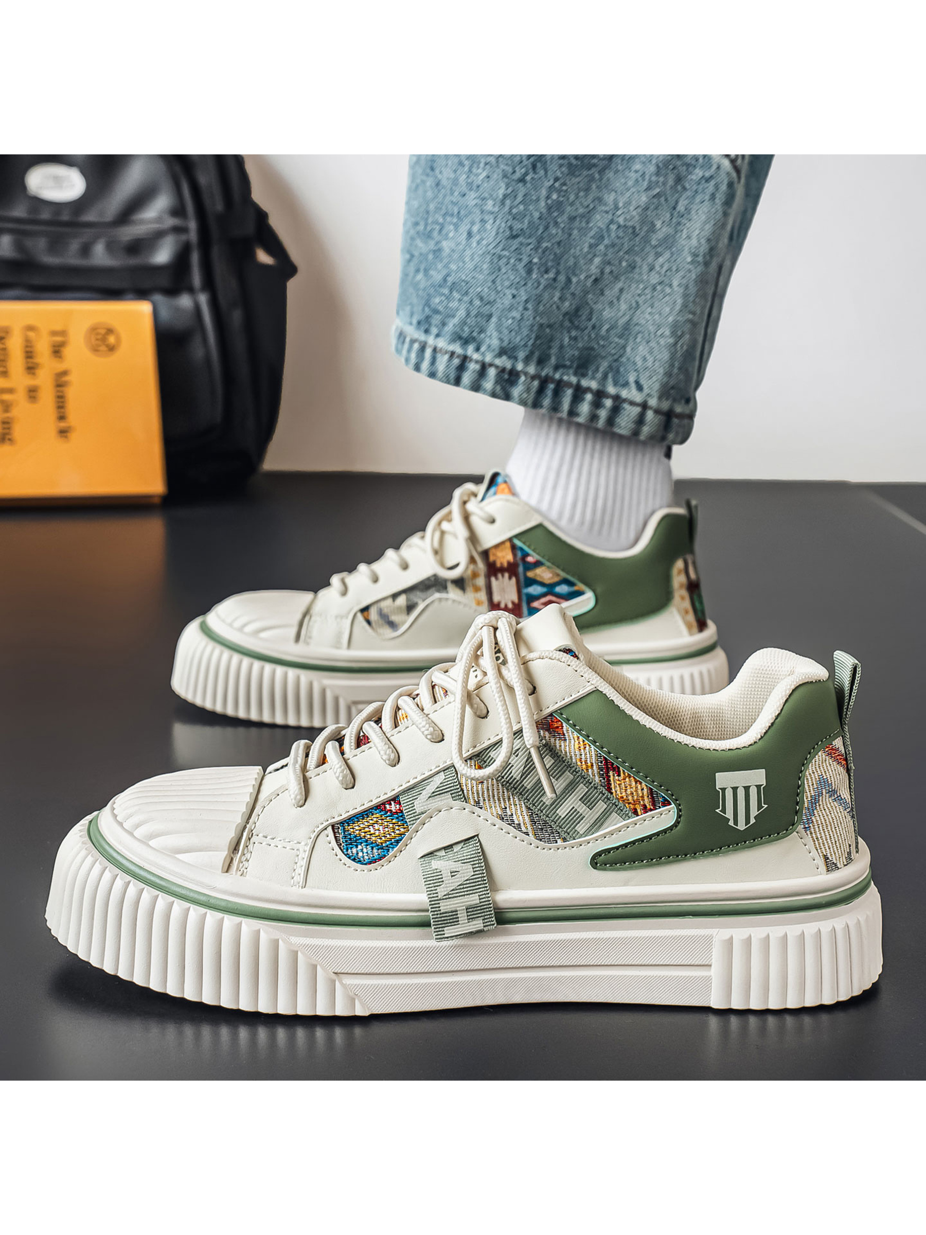 Mens Desert Green Patterned Casual Sneakers