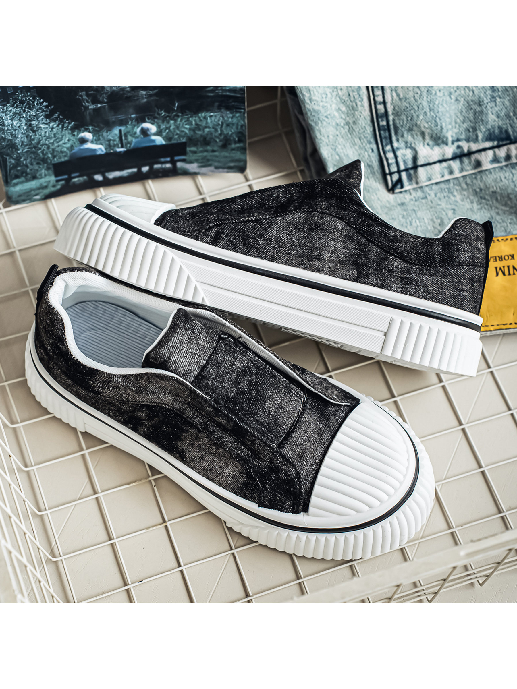 Slip-On Casual Shoes