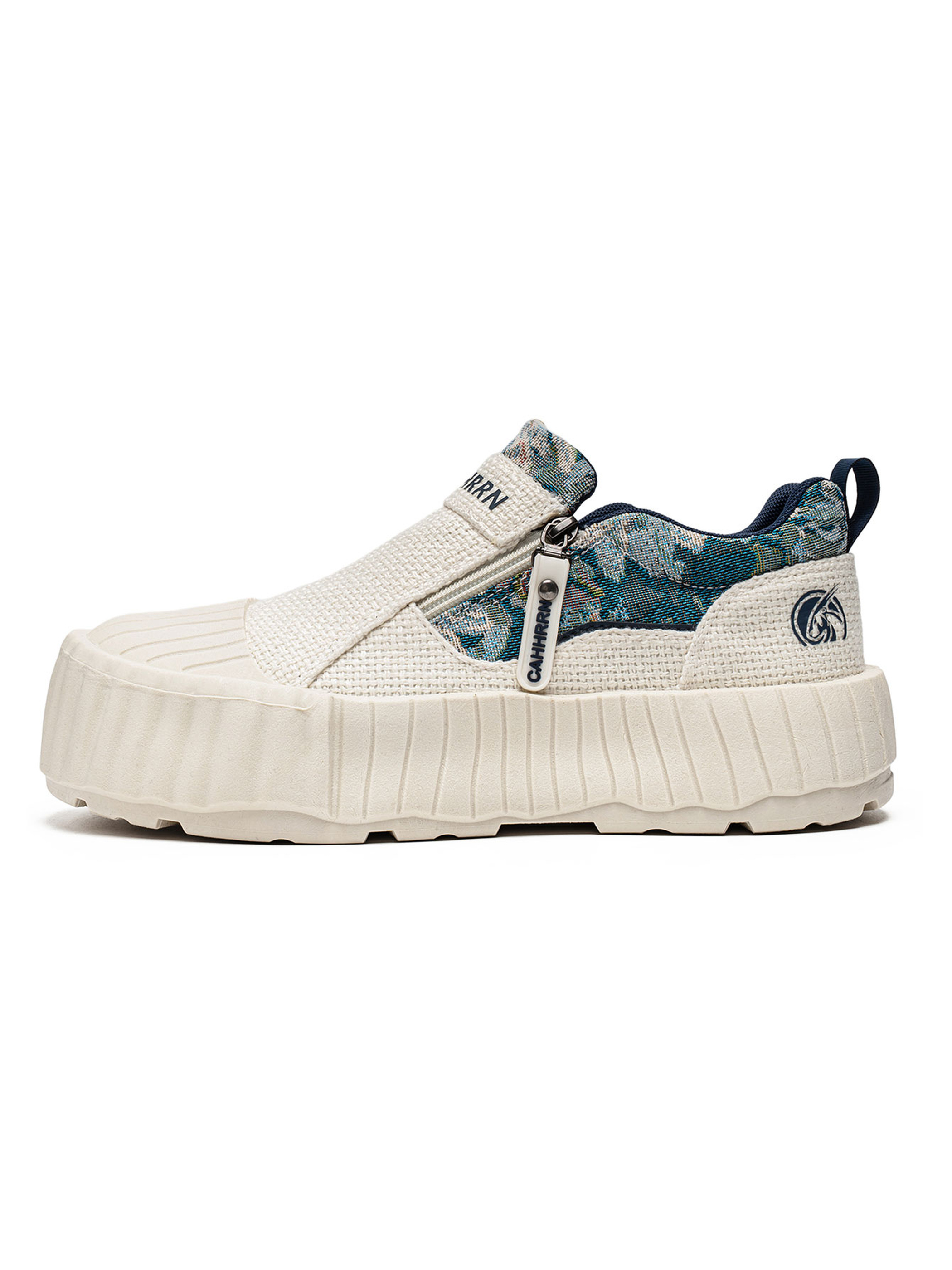 Casual Sneakers with Zipper Detail