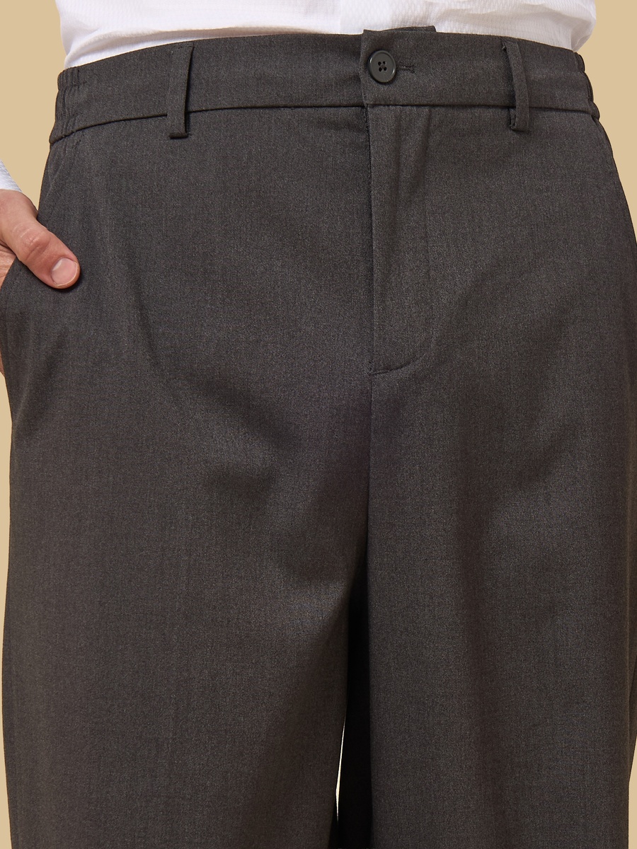 Relaxed Fit Pants