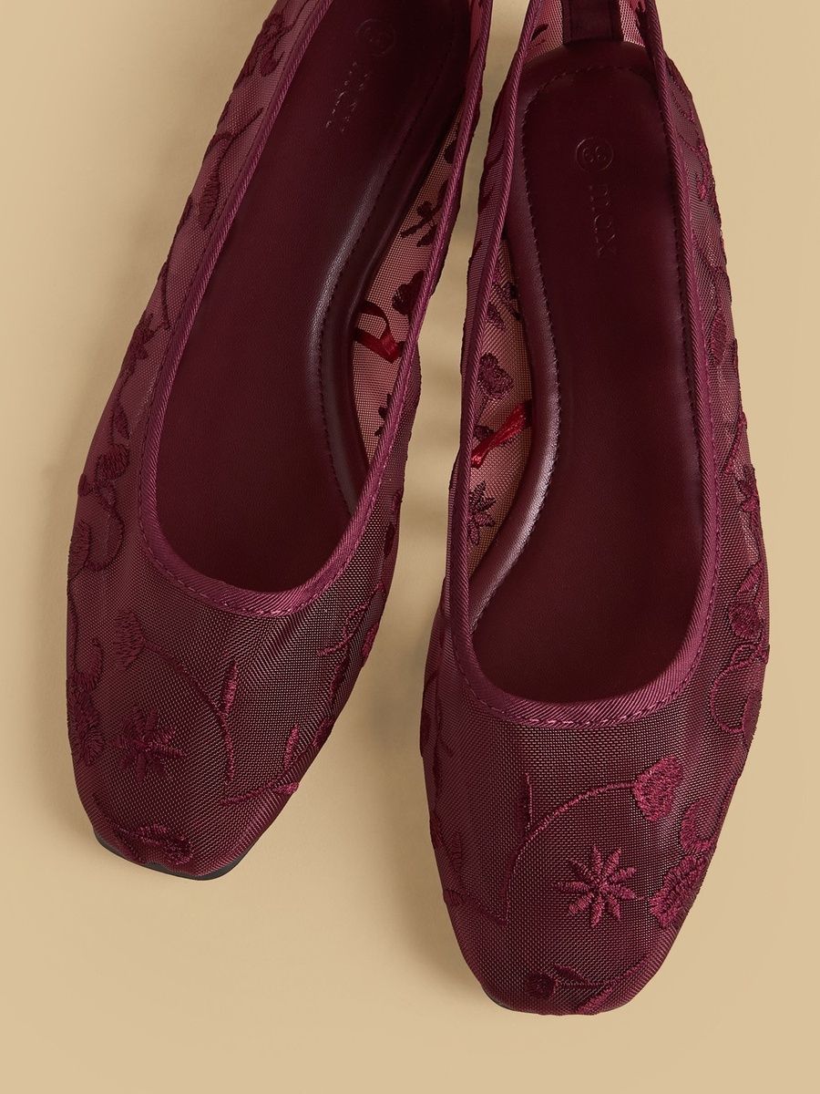 Embroidered Slip-On Ballerina Shoes