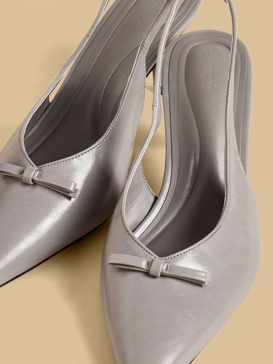 Bow Accent Slingback Strap Shoes