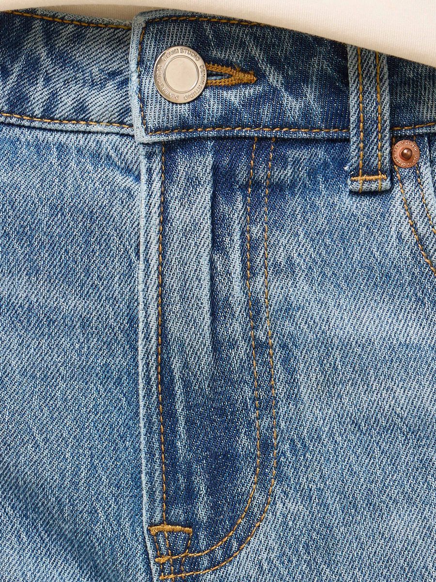Straight Fit Jeans
