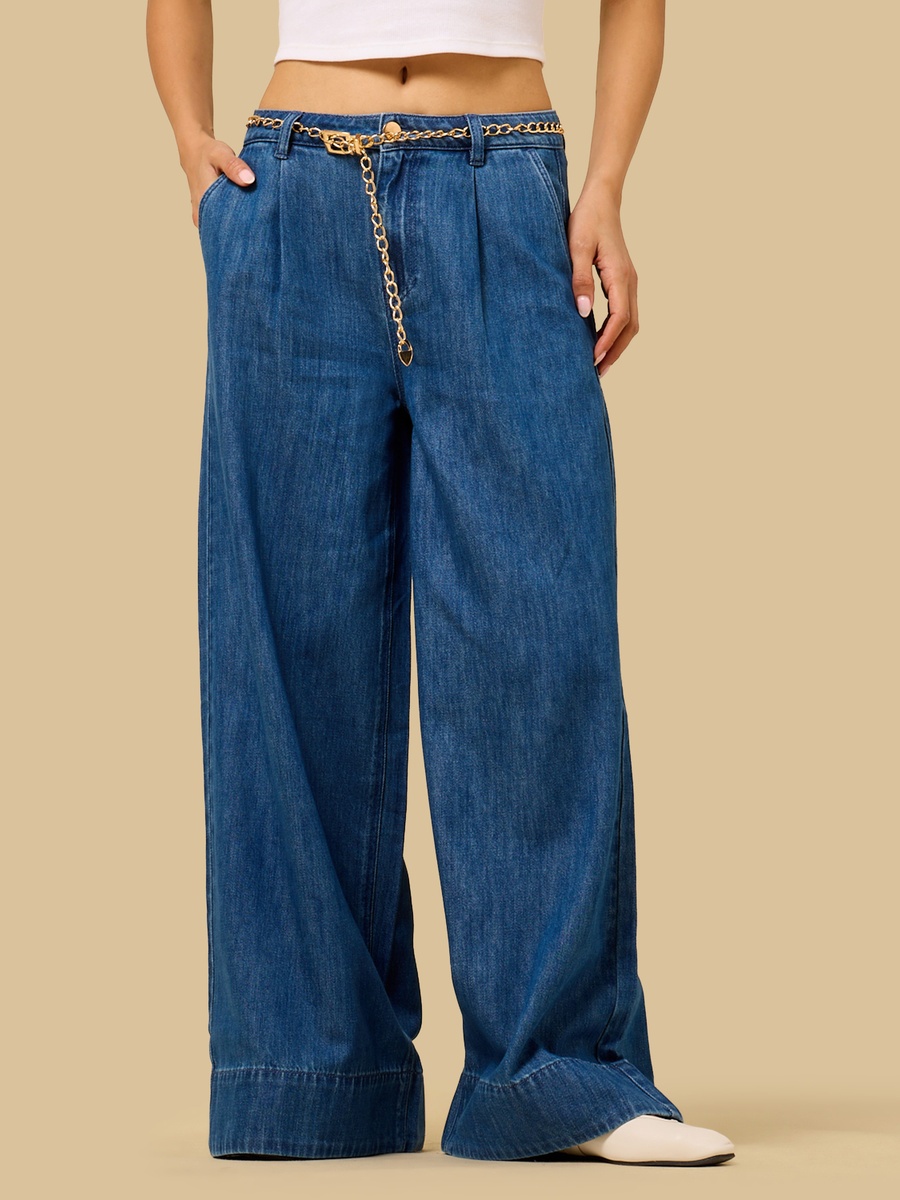 Wide Leg Jeans with Chain Belt