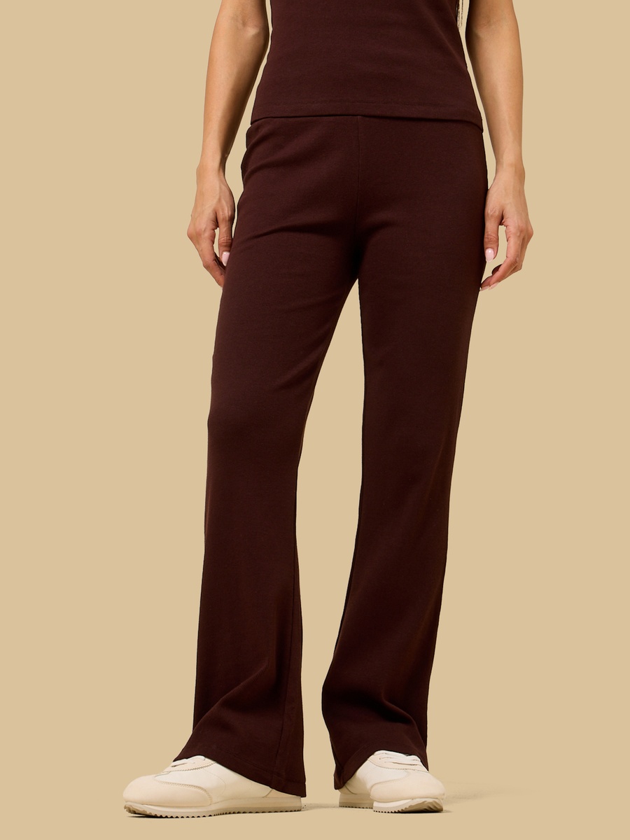 Ribbed Flared Pants
