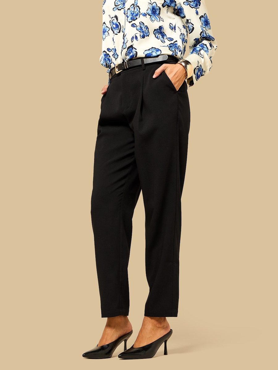 Tapered Fit Belted Pants