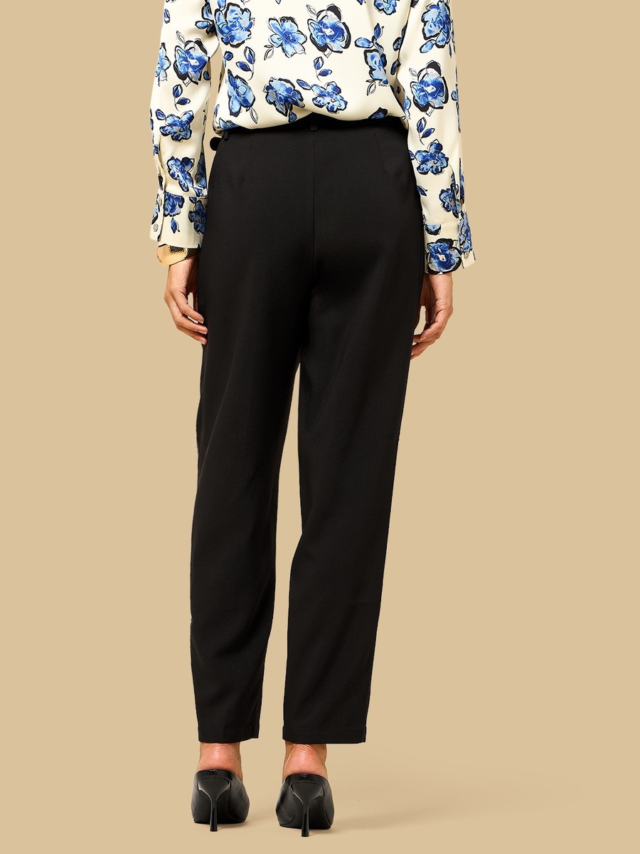 Tapered Fit Belted Pants