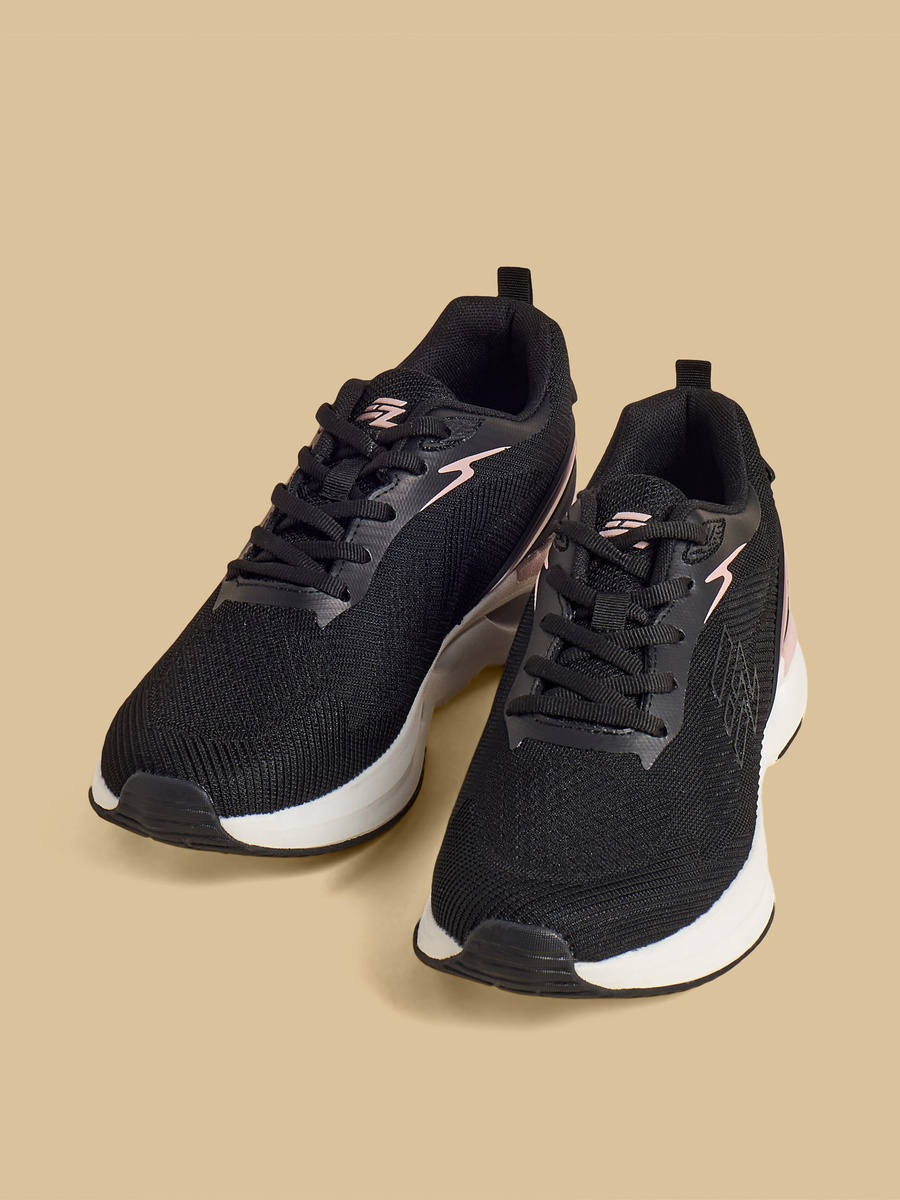 Textured Sports Shoes with Lace-Up Closure