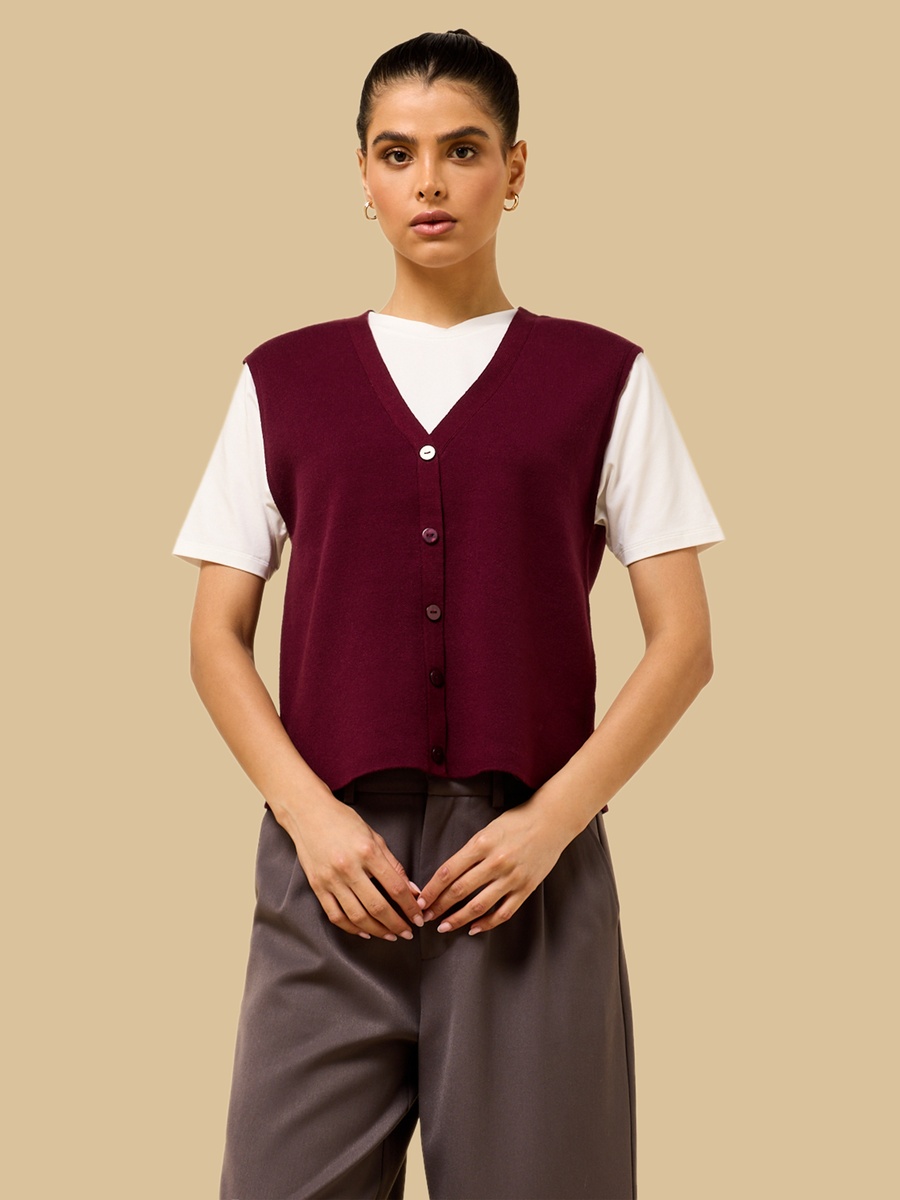 Textured Sweater Vest with T-Shirt