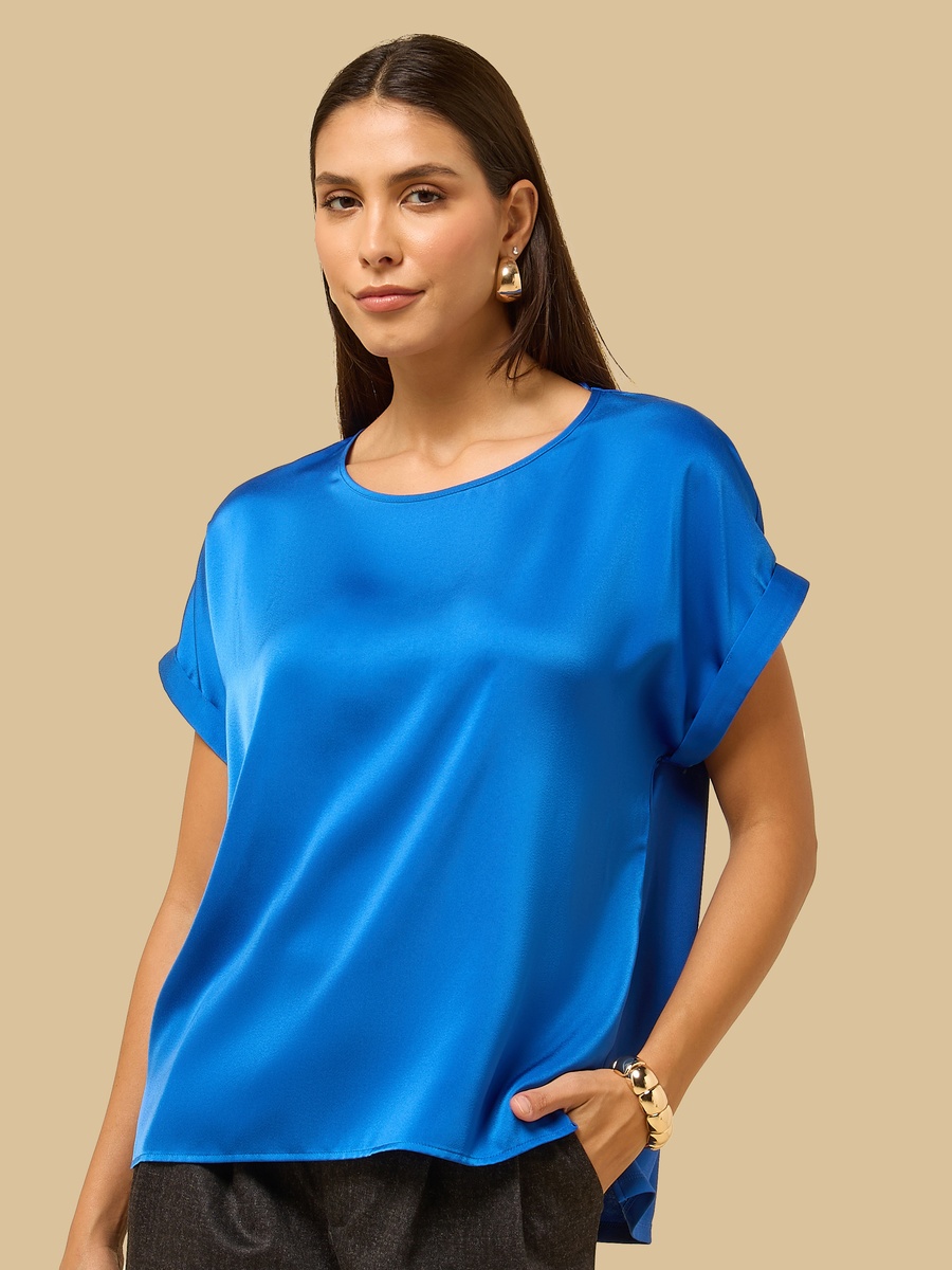 Extended Sleeves Top