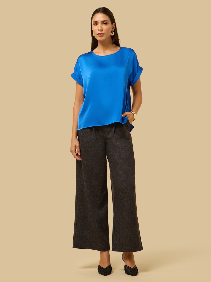 Extended Sleeves Top