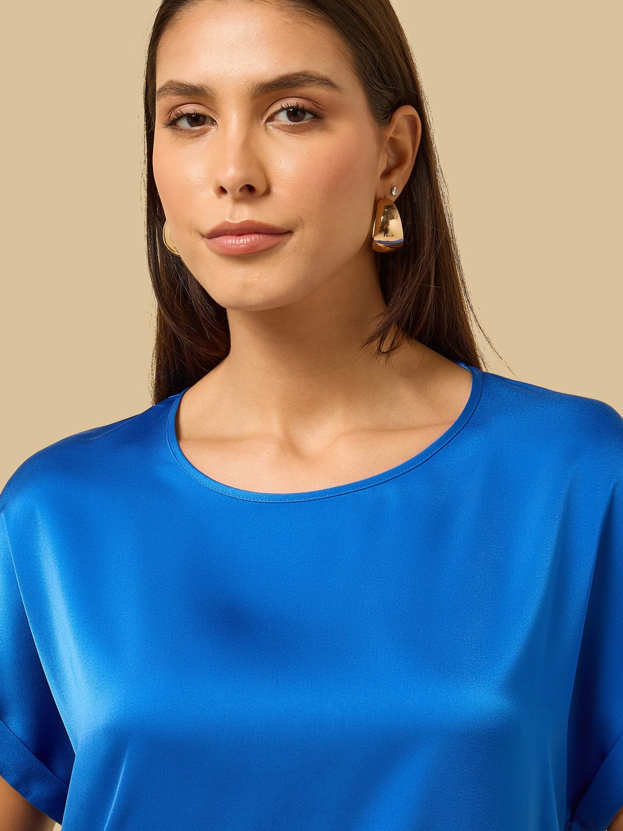 Extended Sleeves Top