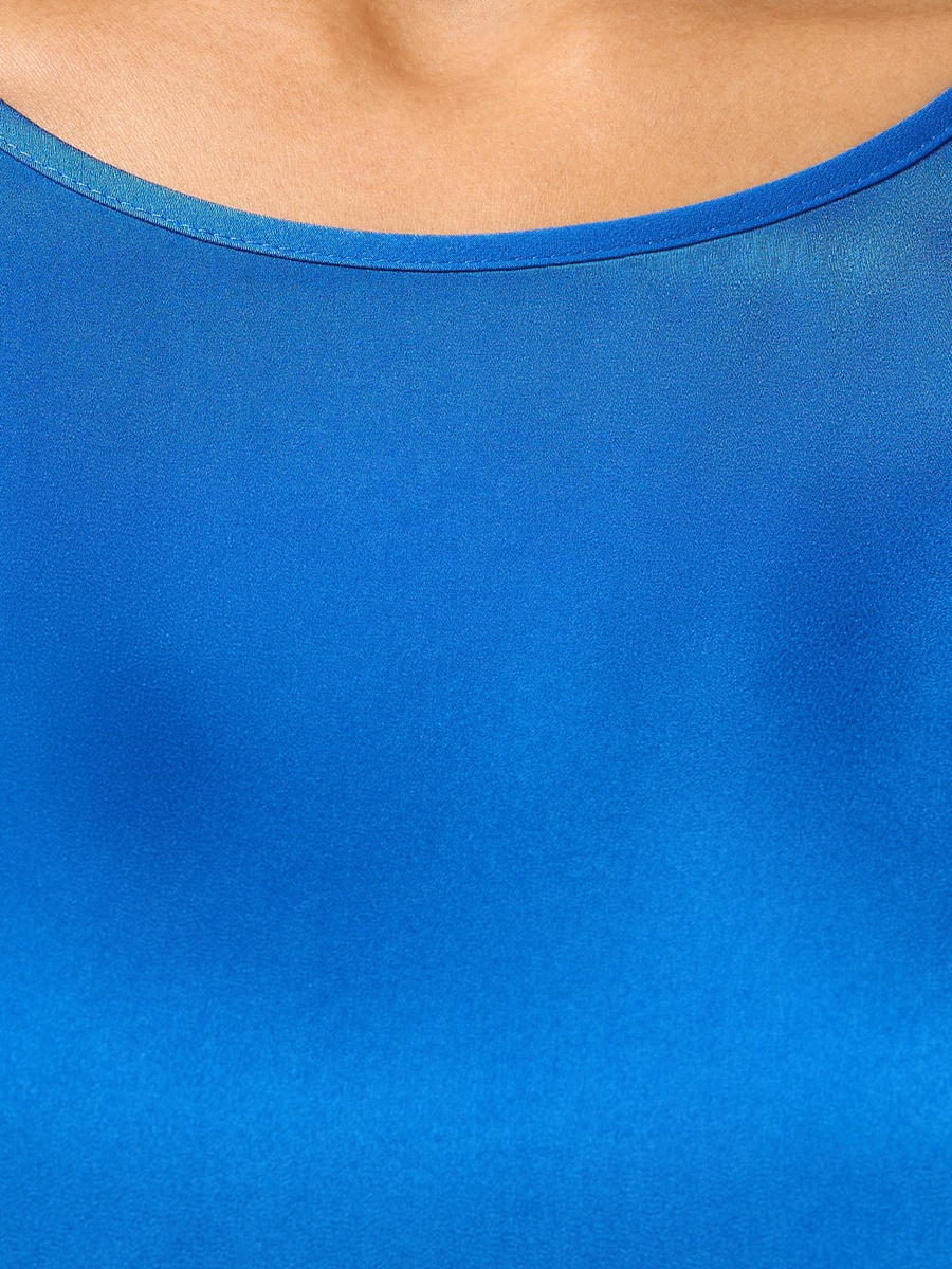 Extended Sleeves Top