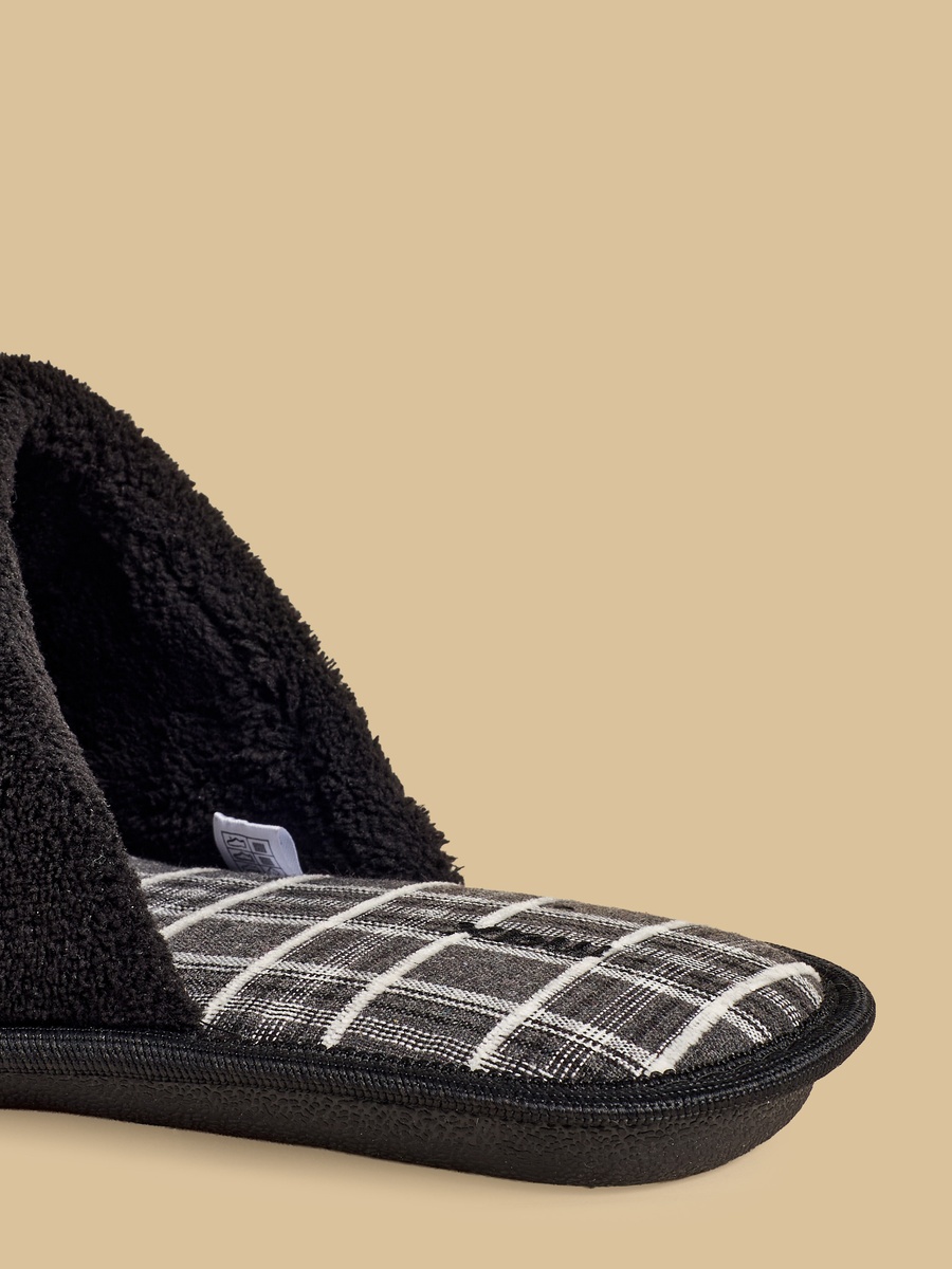Textured Bedroom Slippers
