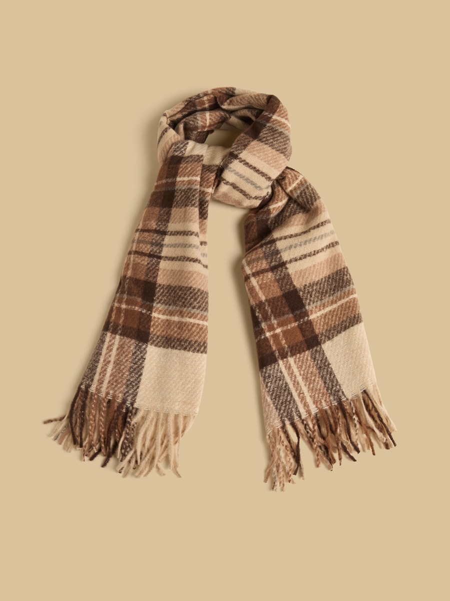 Checked Scarf with Tassel Detail