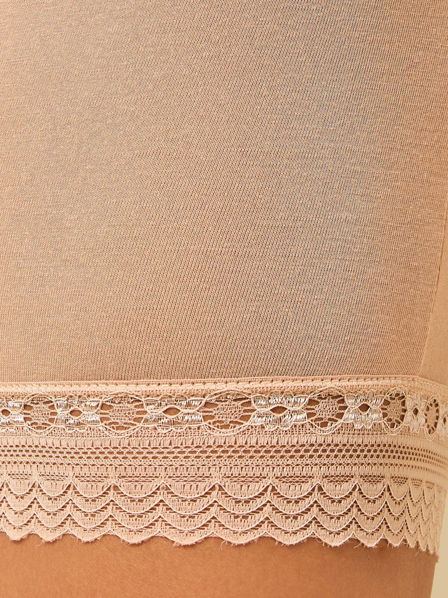 Lace Trim Viscose Short Leggings