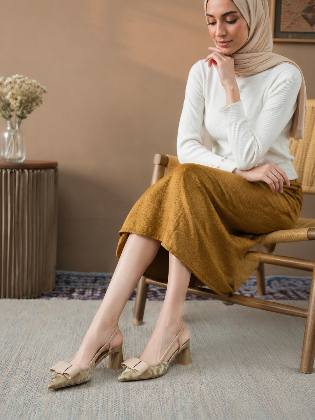 Nude Mid-Heel Slingback Pumps with Bow Detail