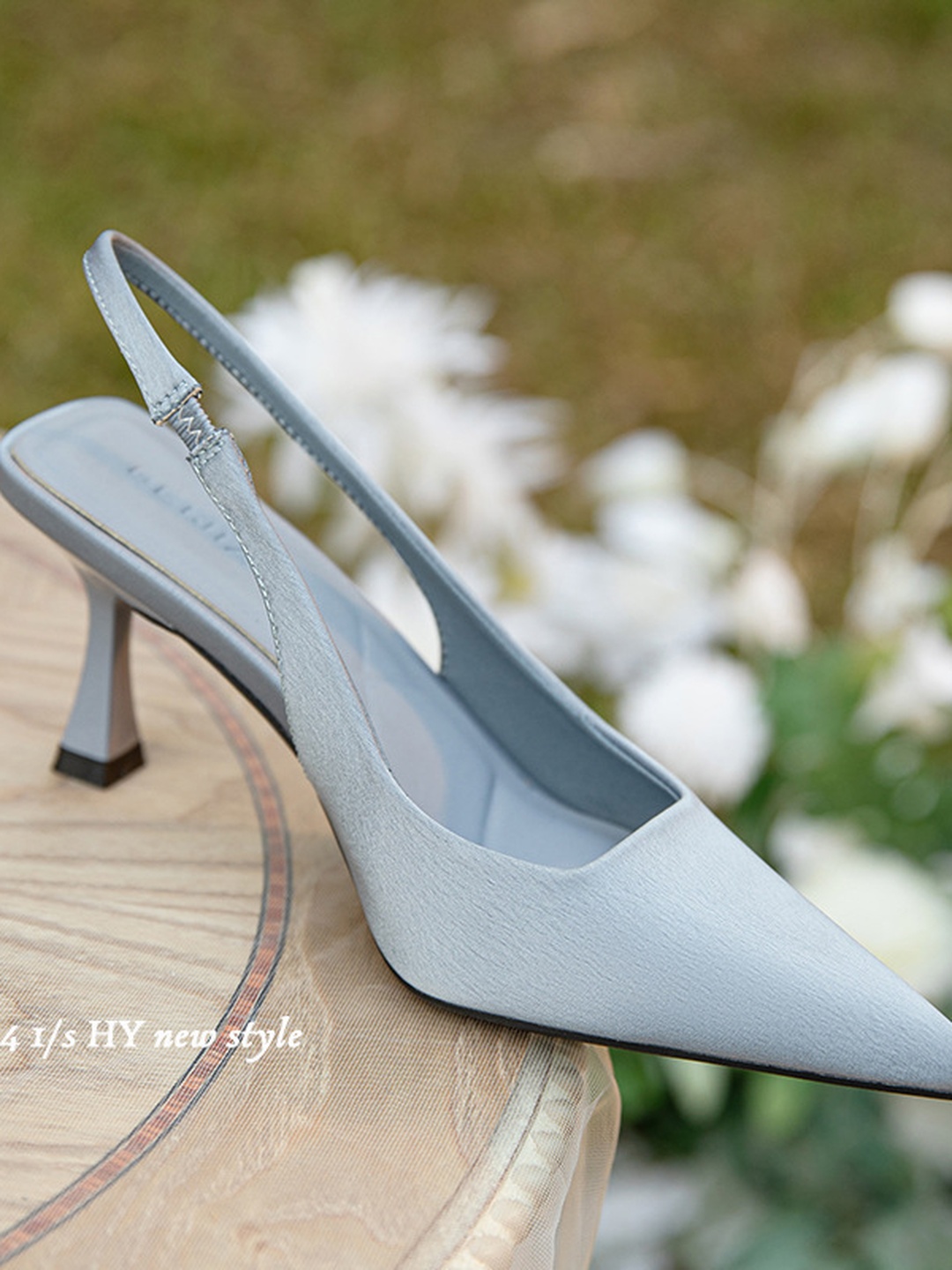 Blue Slingback Mid-Heel Pumps for Women