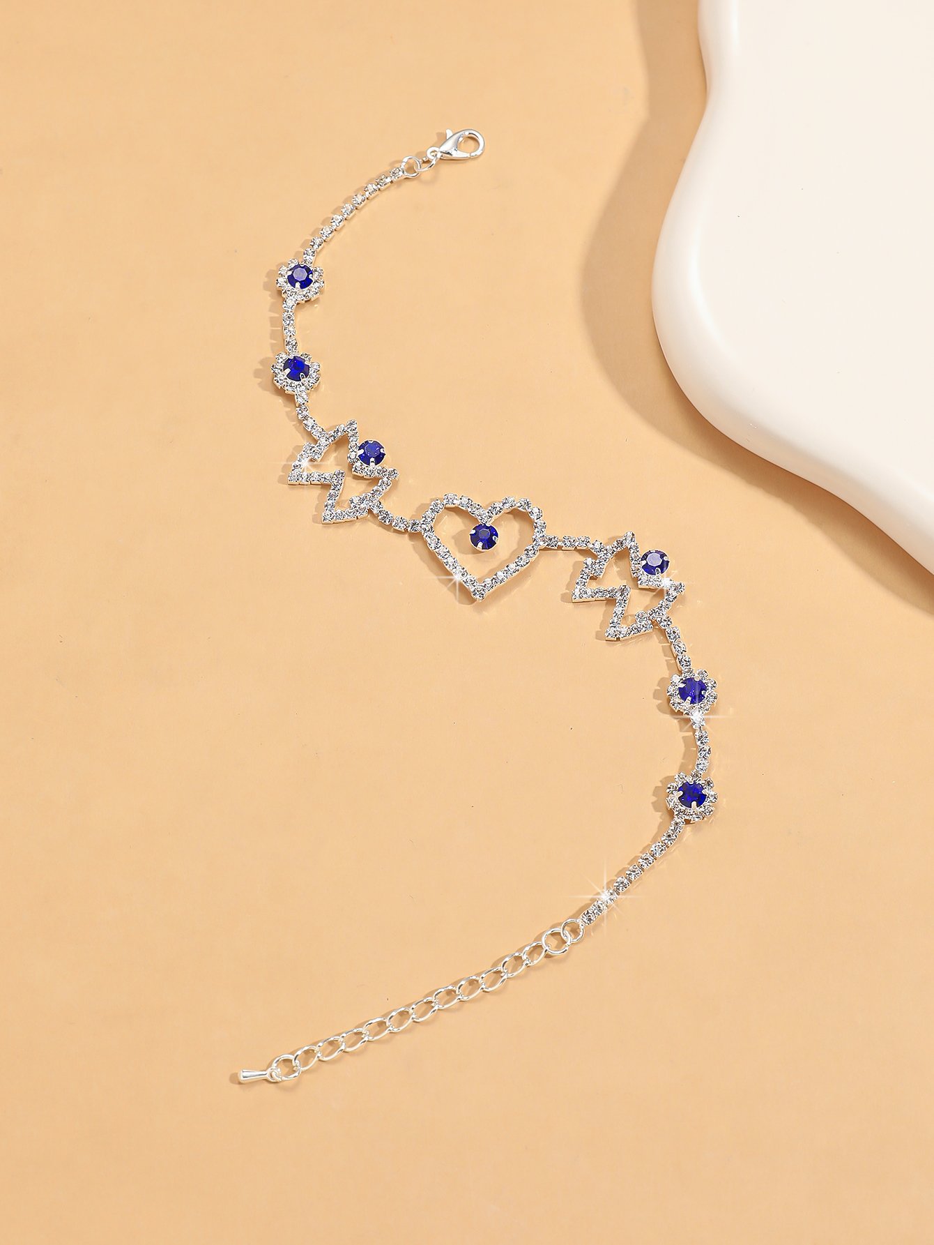 خلخال بتصميم قلب وفراشة من الكريستال