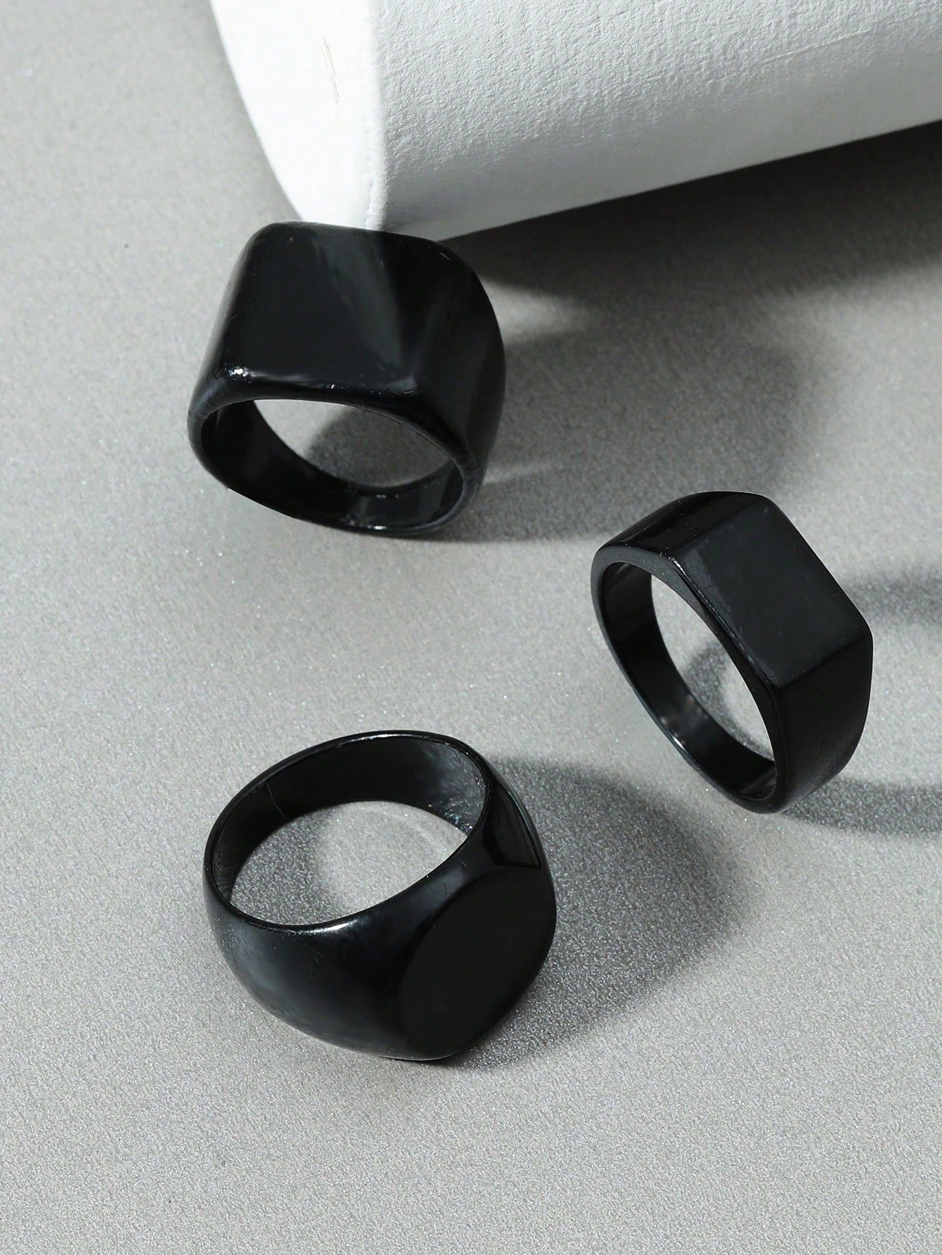  Black Resin Rings Set