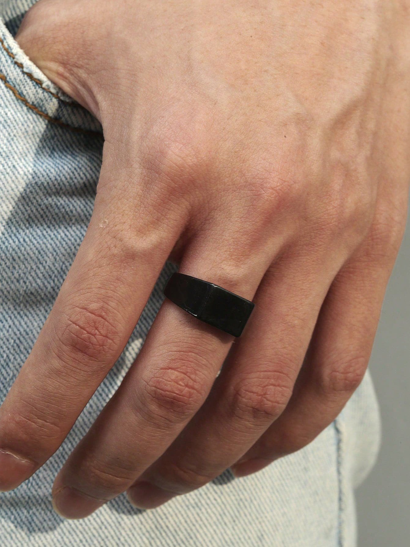 Sleek Black Minimalist Ring