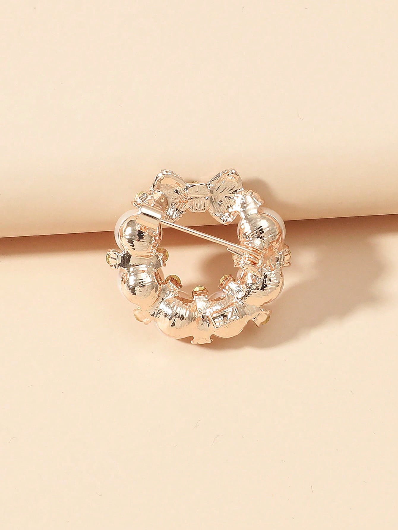 Elegant Copper Pearl and Crystal Wreath Brooch